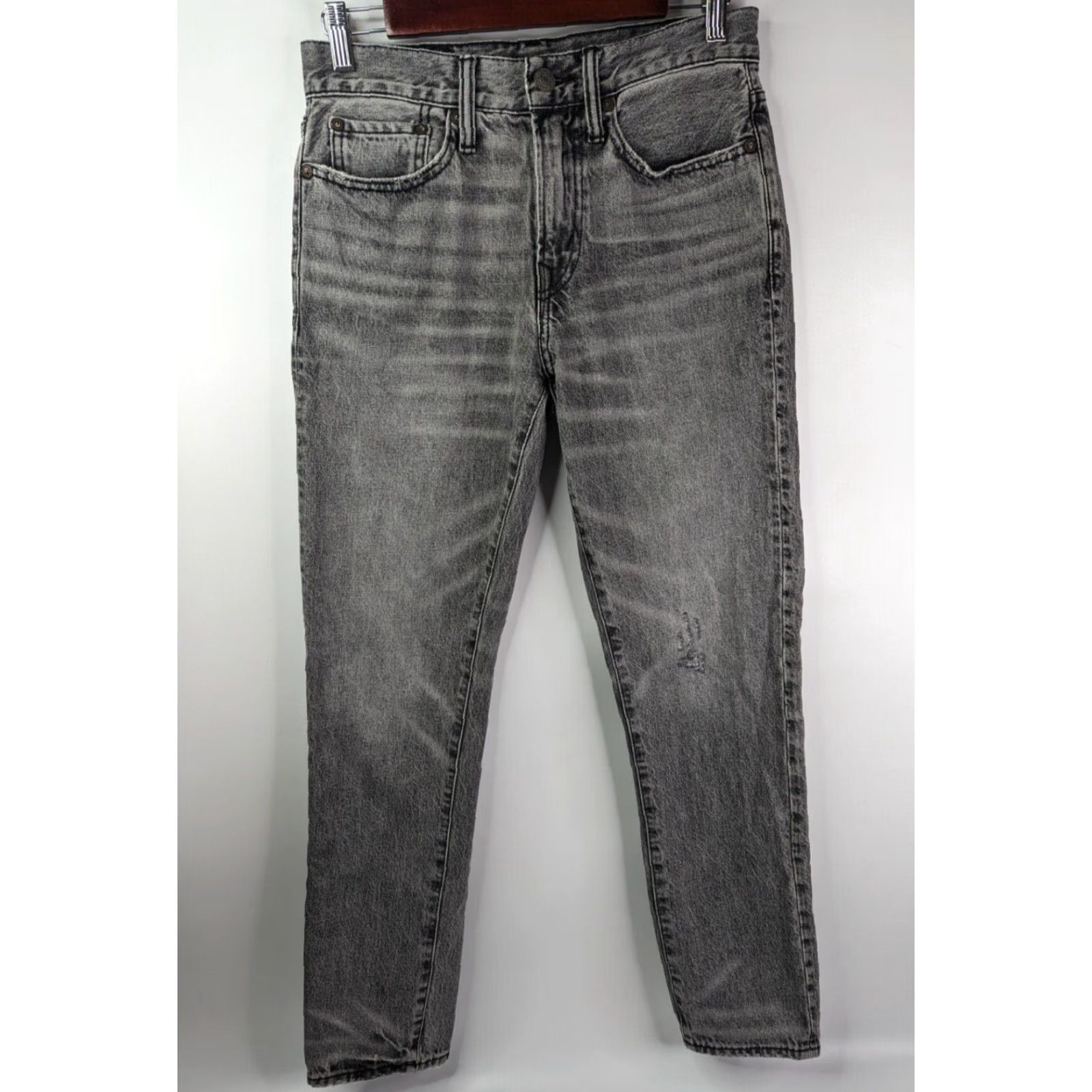 American Eagle Outfitters American Eagle Outfitters Jeans Men 29 Black Charcoal Wash Denim 5-Pocket Tapered Inseam 30 in Button Zip Regular Size Type Mens Size US 29 - 2 Thumbnail