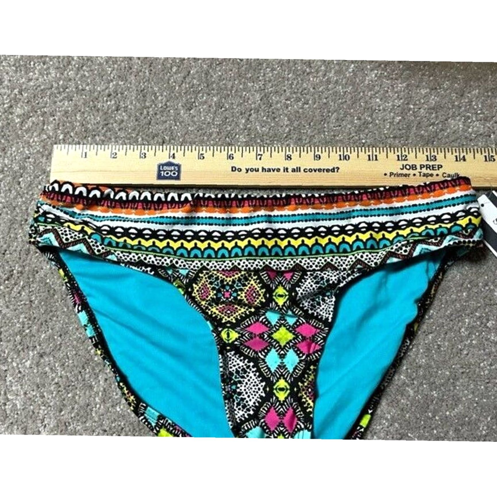 Kenneth Cole Kenneth Cole REACTION Bikini Swim Bottom L Boho Chic Tribal Southwestern Aztec Womens Lined Quick Dry Geometric Pattern Multicolor Nylon Spandex Size 28" / US 6 / IT 42 - 4 Thumbnail