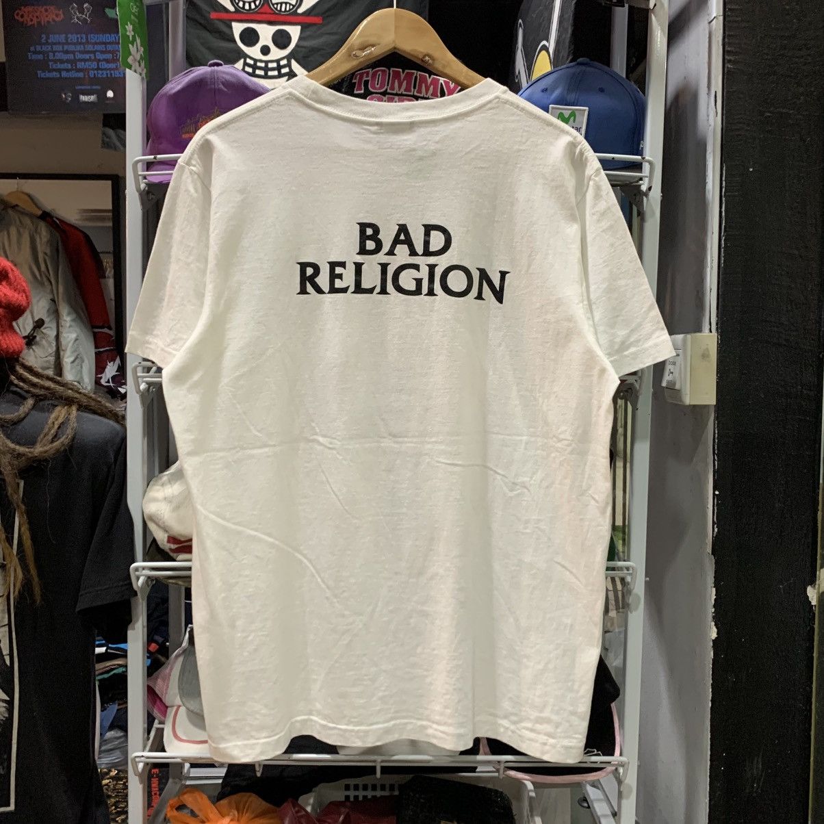 Band Tees Vintage Bad Religion “Crossbuster” Punk Band tee Size US L / EU 52-54 / 3 - 2 Thumbnail