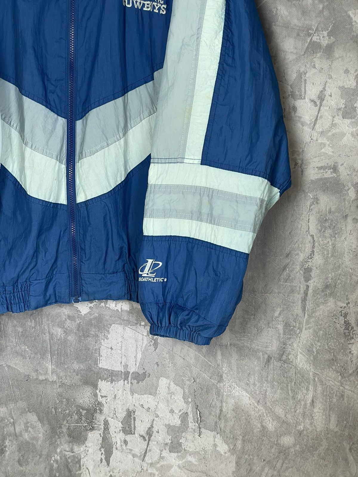 Logo Athletic × NFL × Vintage Vintage Cowboys Logo Athletic Vintage 90s Rare light jacket Size US XL / EU 56 / 4 - 7 Thumbnail