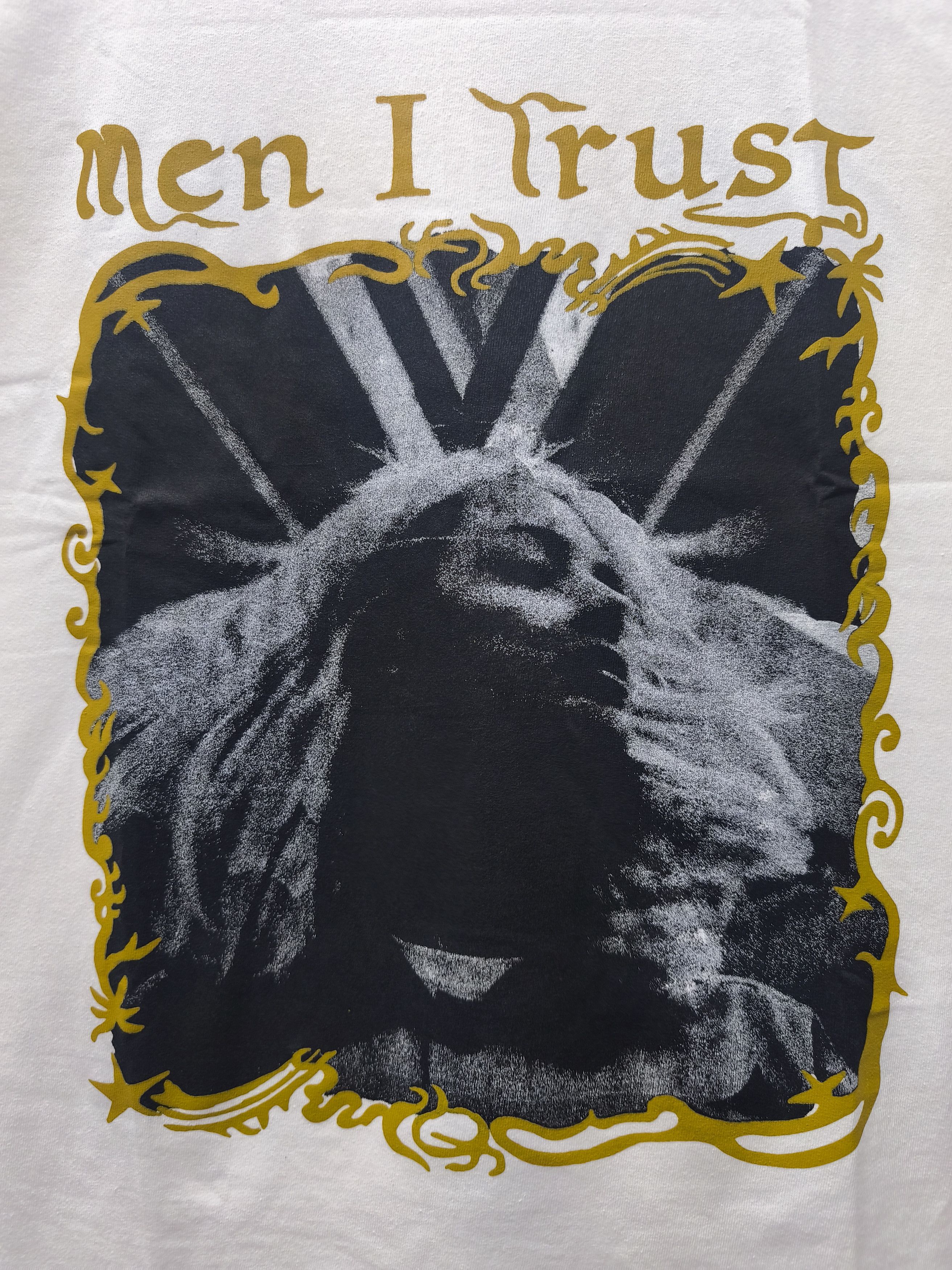 Band Tees Men I Trust Show Me How You Care T-shirt Size US XL / EU 56 / 4 - 2 Thumbnail