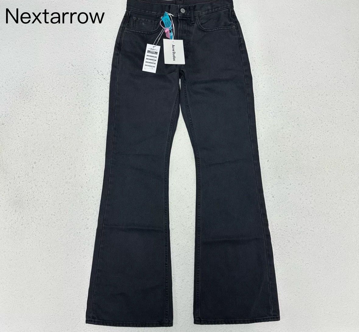 Acne Studios Acne studios Cropped old jeans 2412-Nextarrow Size US 28 / EU 44 - 1 Thumbnail