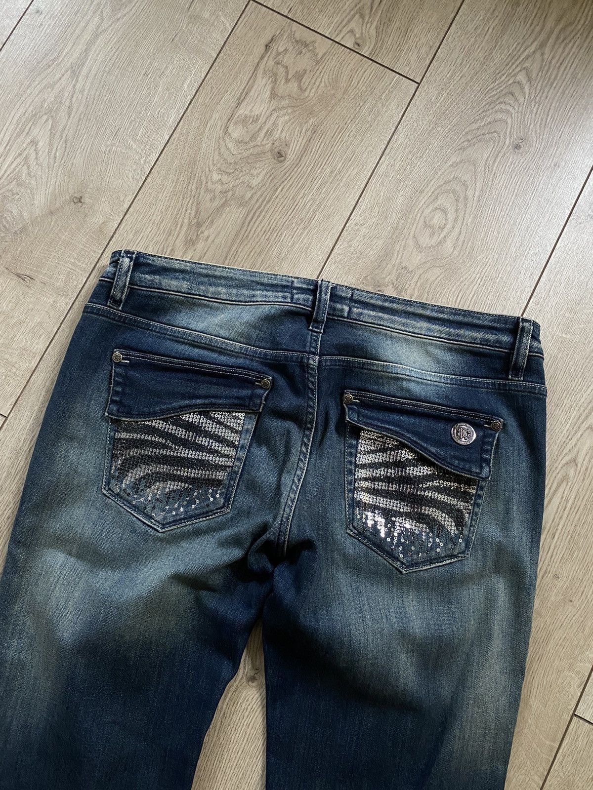 Roberto Cavalli Vintage Roberto Cavalli Flare Stud Jeans Made in Italy Size 32" / US 10 / IT 46 - 13 Thumbnail