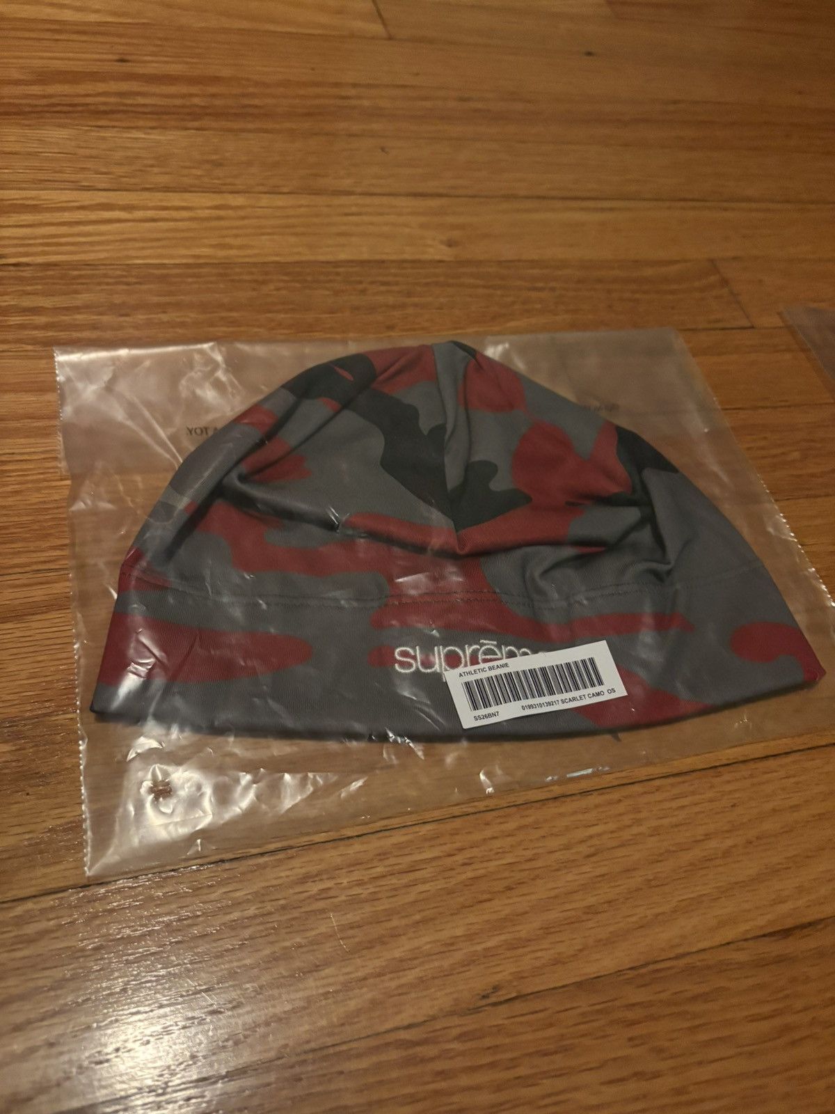 Supreme SS26 Base Layer Beanie Red Camo Size ONE SIZE - 2 Thumbnail