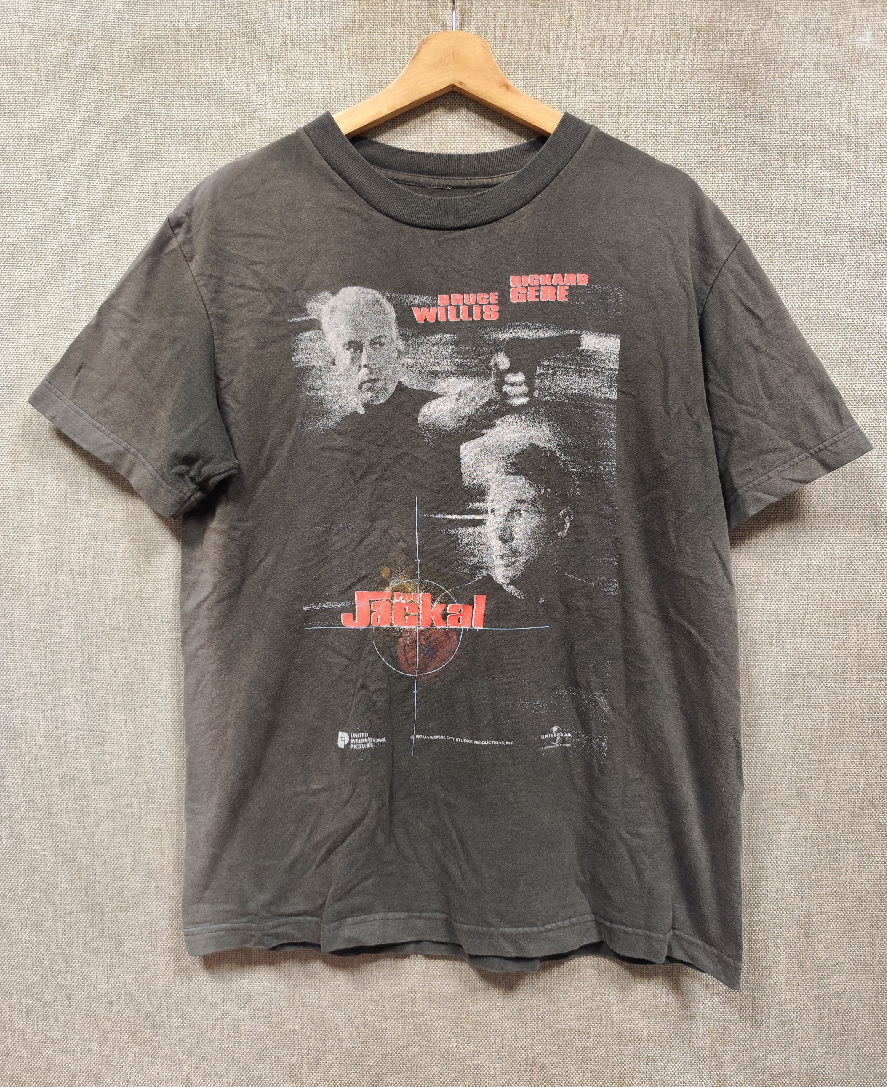Universal Studios × Vintage Vintage 1997 movie the jackal distressed sunfaded tee Size US M / EU 48-50 / 2 - 1 Thumbnail