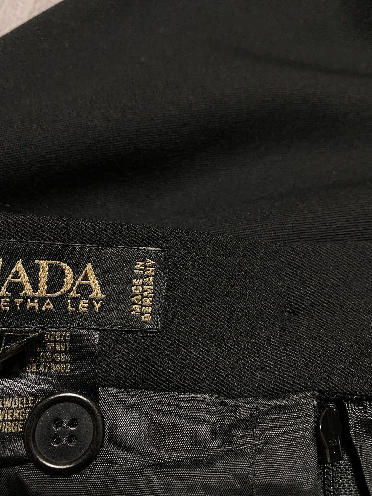Designer × Escada × Vintage Escada vintage Lana wool midi skirt Size 30" / US 8 / IT 44 - 7 Thumbnail