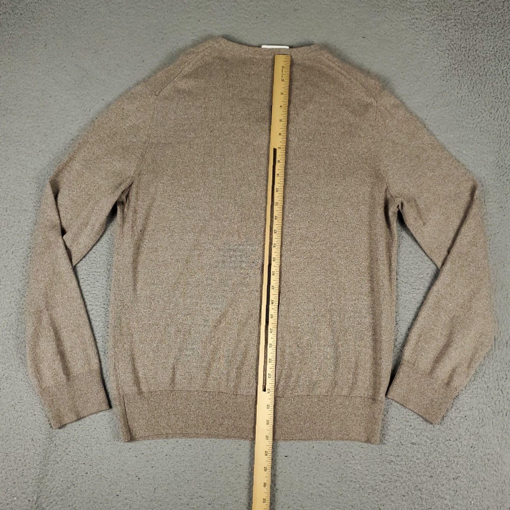 Banana Republic Banana Republic Sweater Mens Large Beige Cashmere Silk Cotton V-Neck Pullover Regular Fit Size US L / EU 52-54 / 3 - 5 Thumbnail