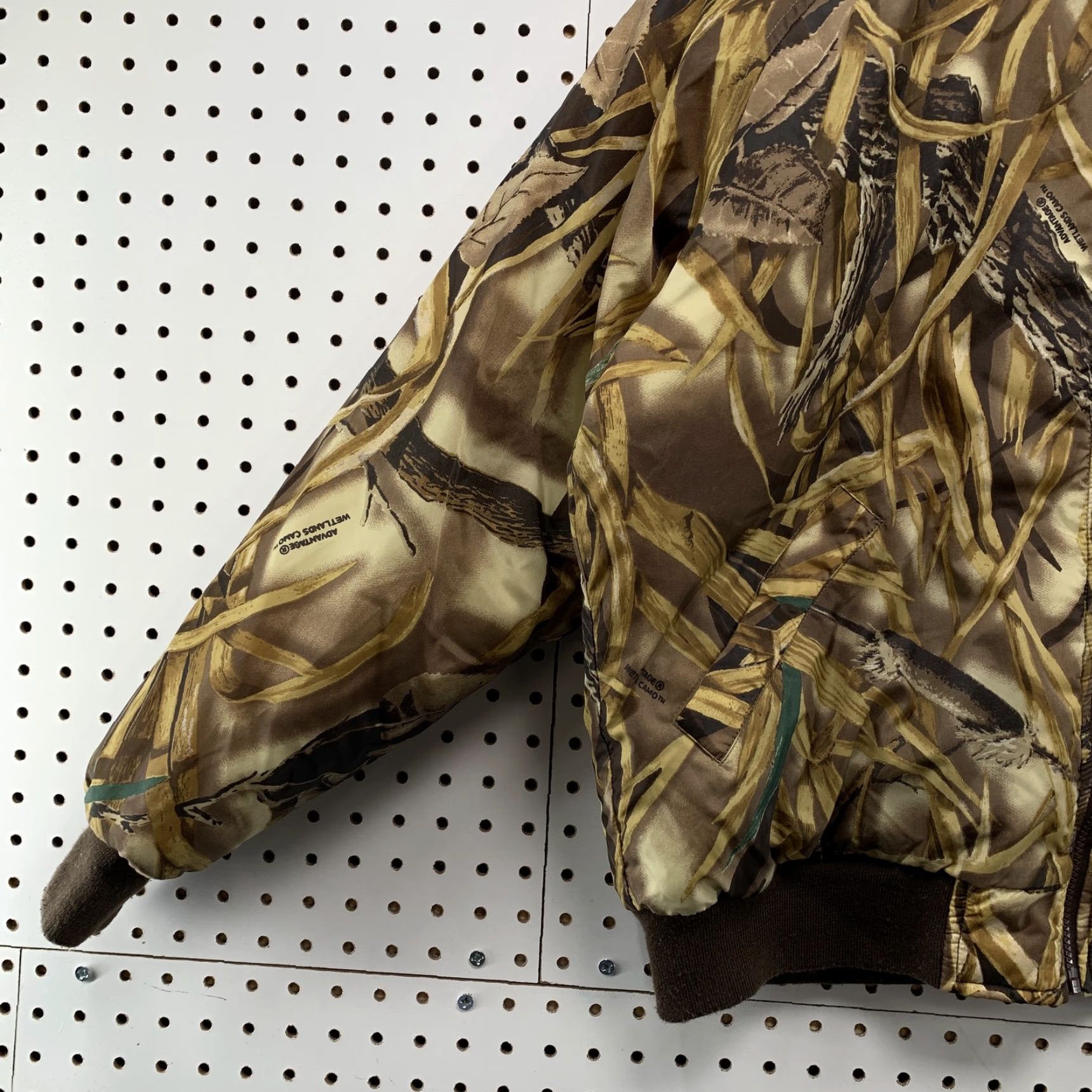 Vintage VINTAGE Cabela's Bomber Jacket Mens Large Camouflage Nylon Insulated Zip Up Outdoor Size US L / EU 52-54 / 3 - 4 Thumbnail
