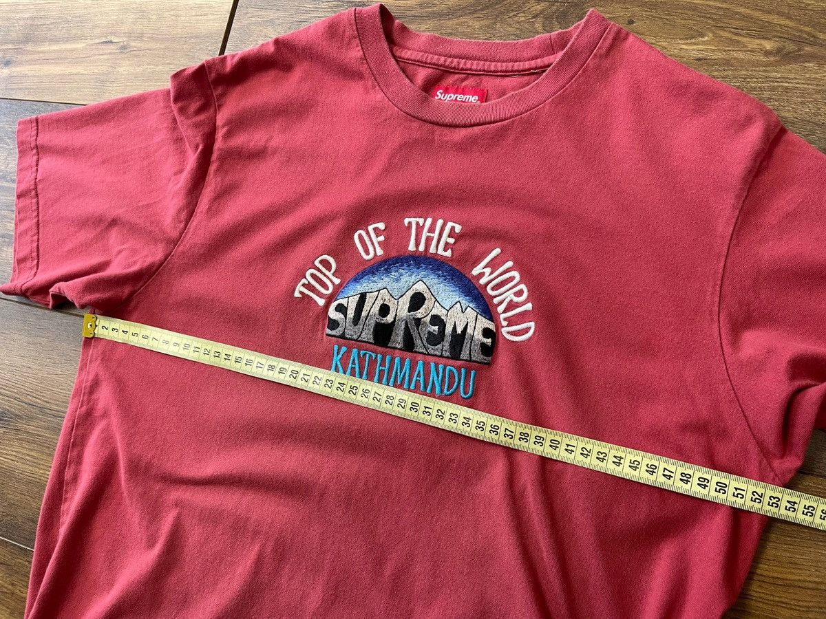 Supreme Supreme Kathmandu Top Of The World Spell Out Coral T-Shirt M Size US M / EU 48-50 / 2 - 11 Thumbnail