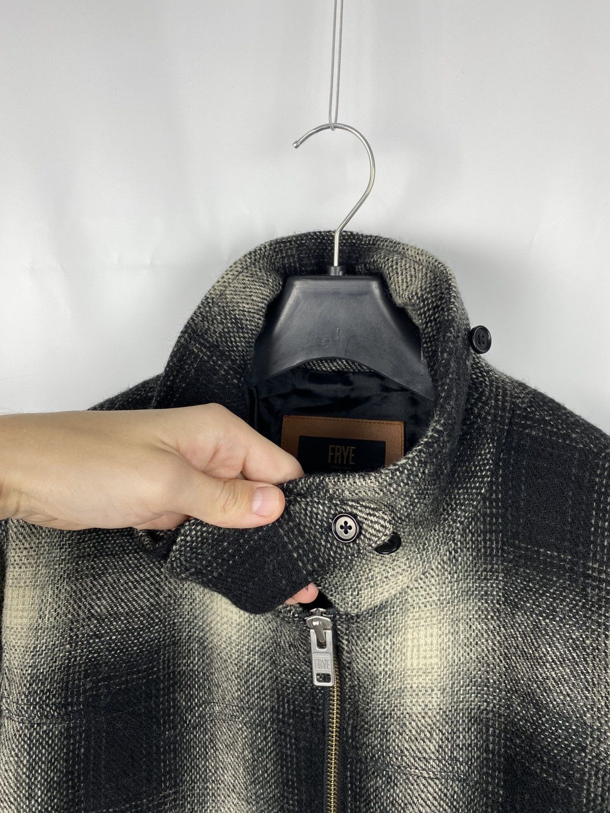 Frye Frye Dylan Shadow Plaid Wool Bomber Jacket size L Size US L / EU 52-54 / 3 - 5 Thumbnail