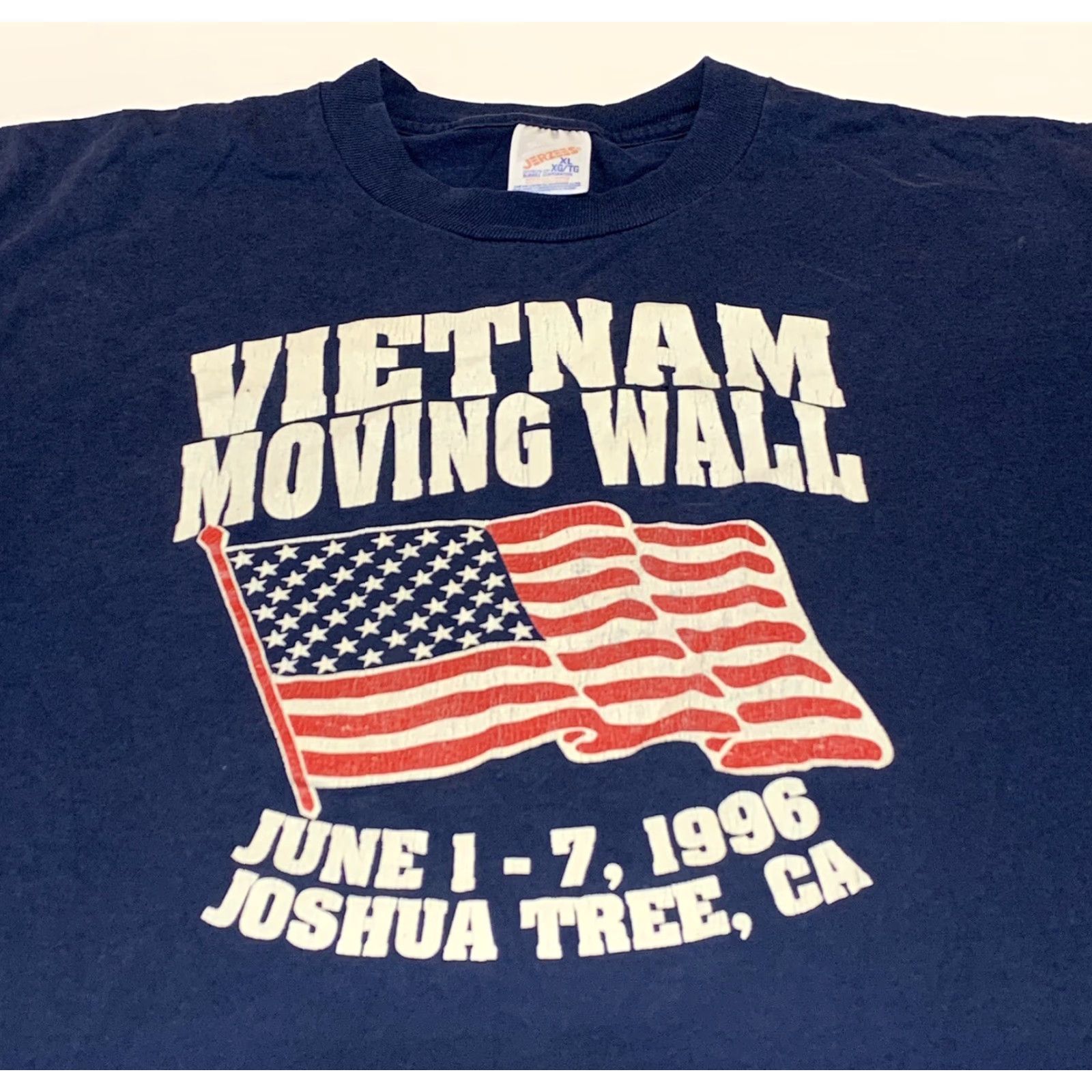 Jerzees Vtg Vietnam Moving Wall June 1-7 1996 Joshua Tree California JERZEES T Shirt XL Blue Men Graphic Tee 1990s Size US XL / EU 56 / 4 - 2 Thumbnail