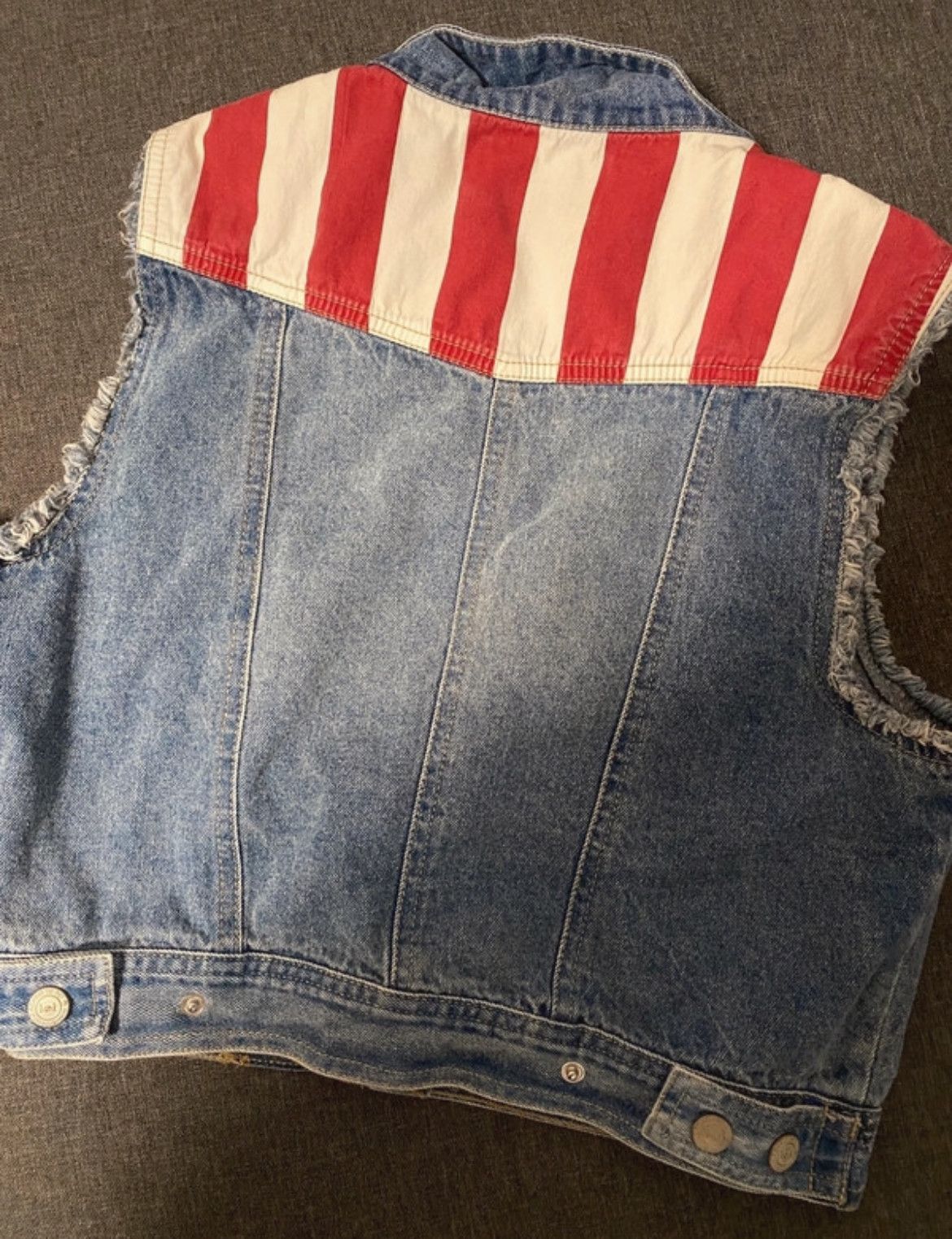 Vintage Vintage Y2K Denim Vest Womens American Flag Patches Coquette Size L / US 10 / IT 46 - 3 Thumbnail