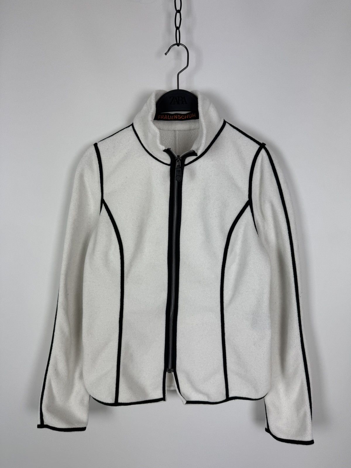 Frauenschuh White Full Zip Fleece Pullover