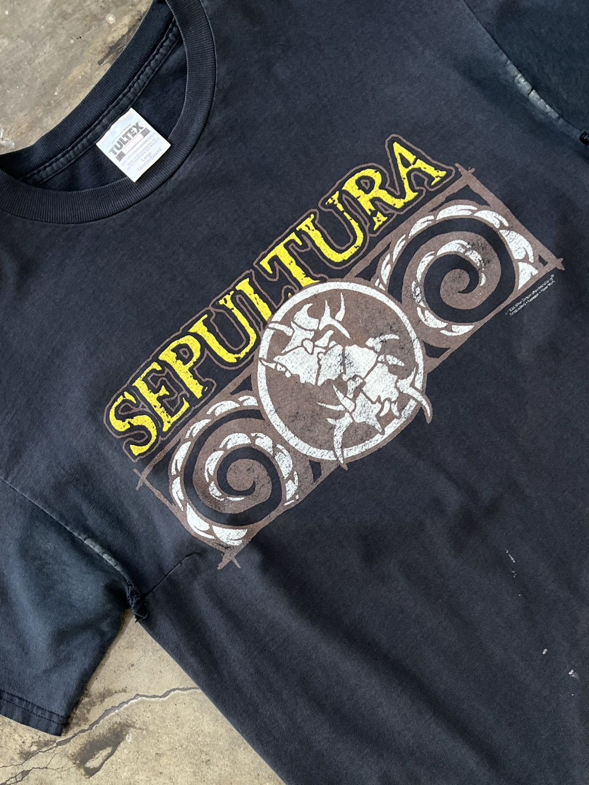 Band Tees Vintage 90s Sepultura Against band metal Tee Tultex Large Size US L / EU 52-54 / 3 - 1 Thumbnail