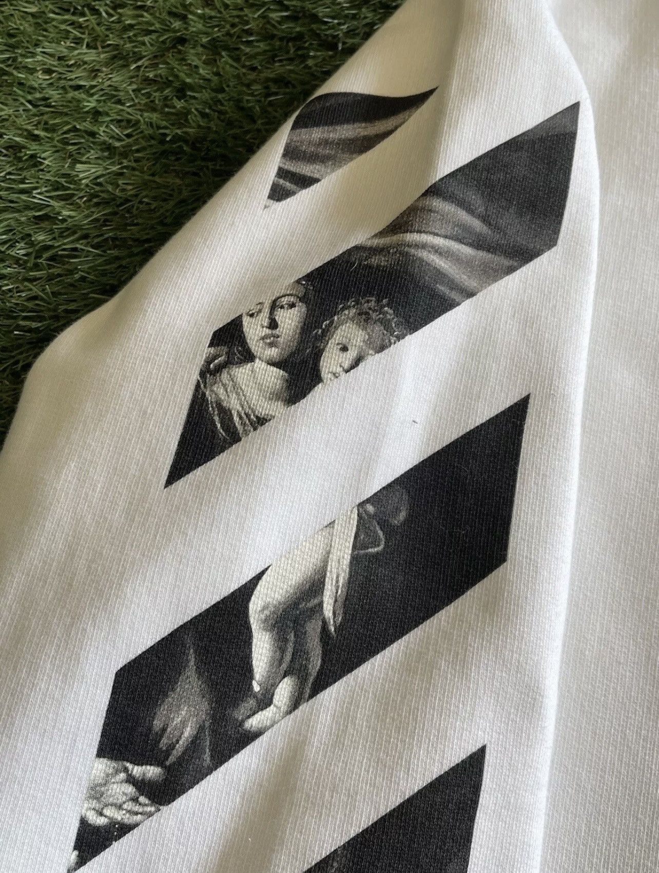 Off-White Size L - OFF-WHITE Caravaggio Square Graphic Sweatshirt Size US L / EU 52-54 / 3 - 4 Thumbnail