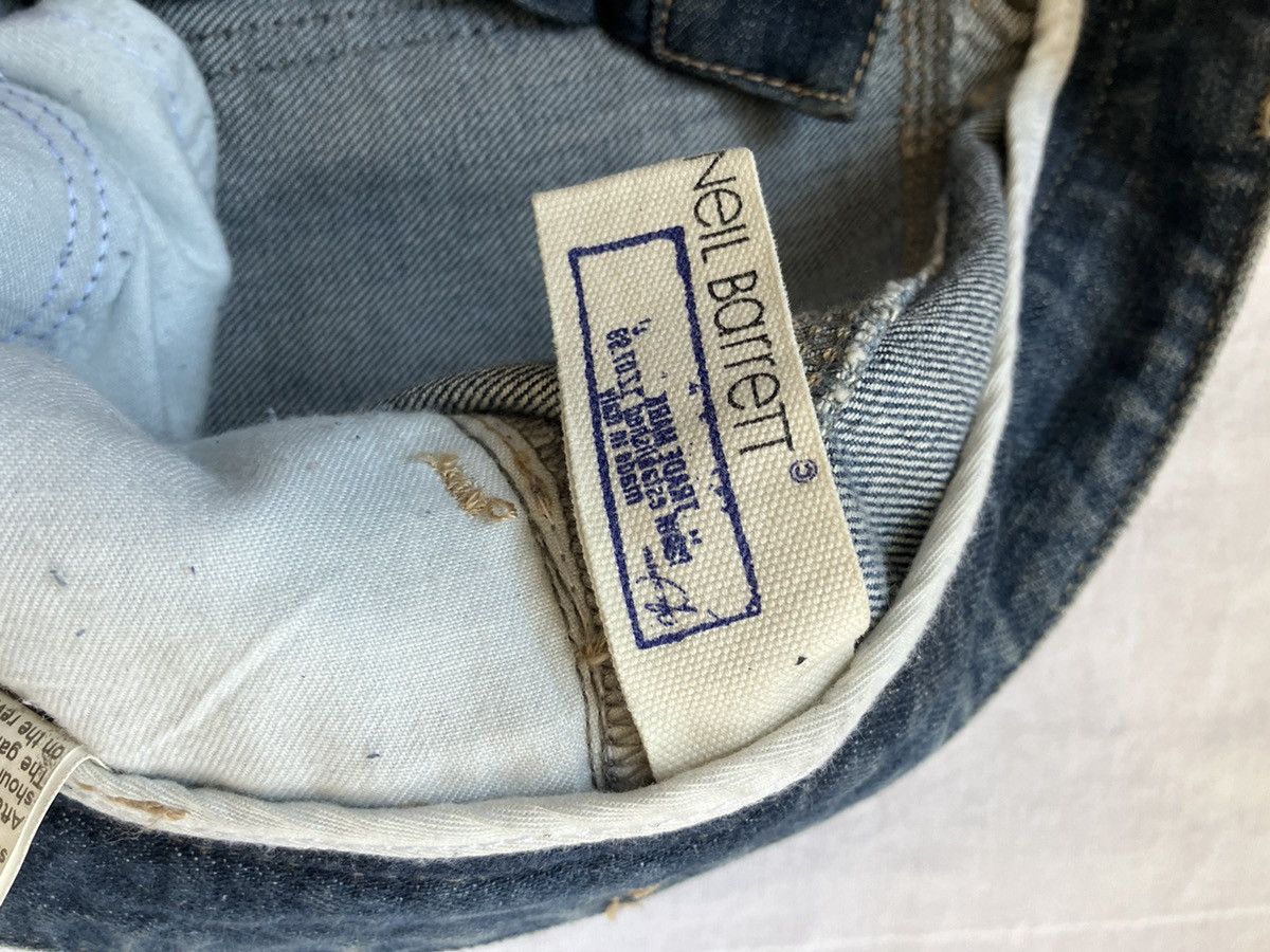 Neil Barrett Neil Barrett trademark waxed jeans Size 28" / US 6 / IT 42 - 7 Thumbnail