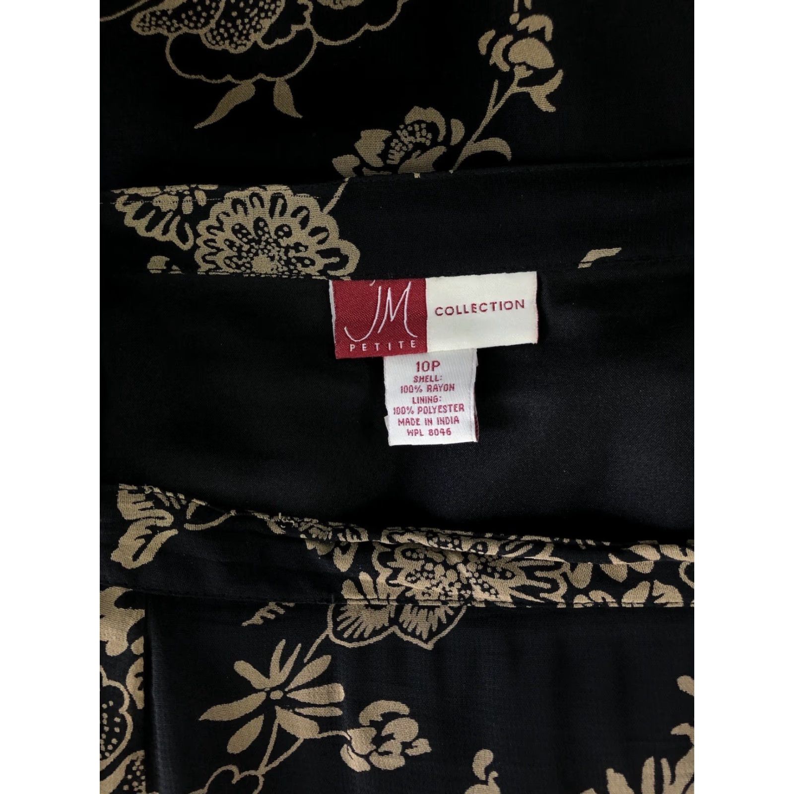 JM Collection JM Collection Skirt Flowy Rayon Midi Flare 10P Black Floral Bohemian Grunge Vintage: No, Size Petite, 39"W, 33" L, Career Workwear, Adult Women Size 32" / US 10 / IT 46 - 3 Thumbnail