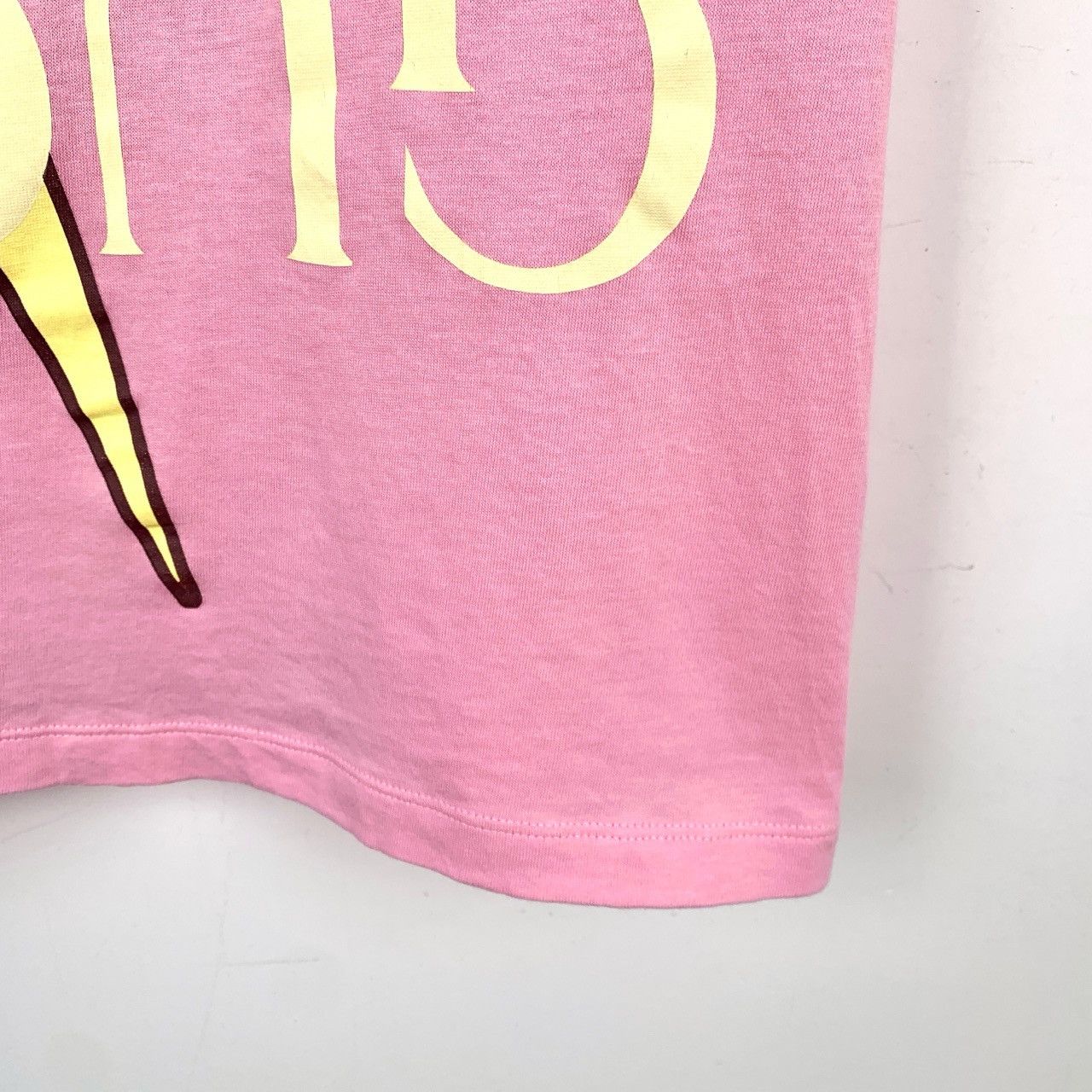 Gucci Gucci T-Shirt Pink Cat-Banana Logo Print Cotton Tee (Size S) Size S / US 4 / IT 40 - 6 Thumbnail