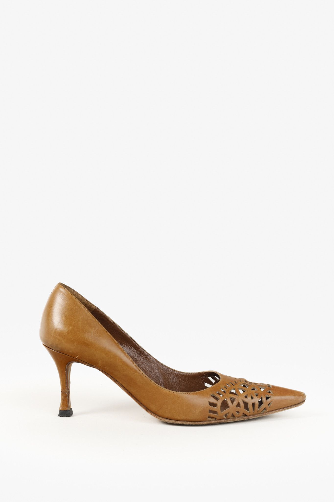 Manolo Blahnik Manolo Blahnik Tan Cut-out Leather Pumps Size US 7 / IT 37 - 1 Thumbnail