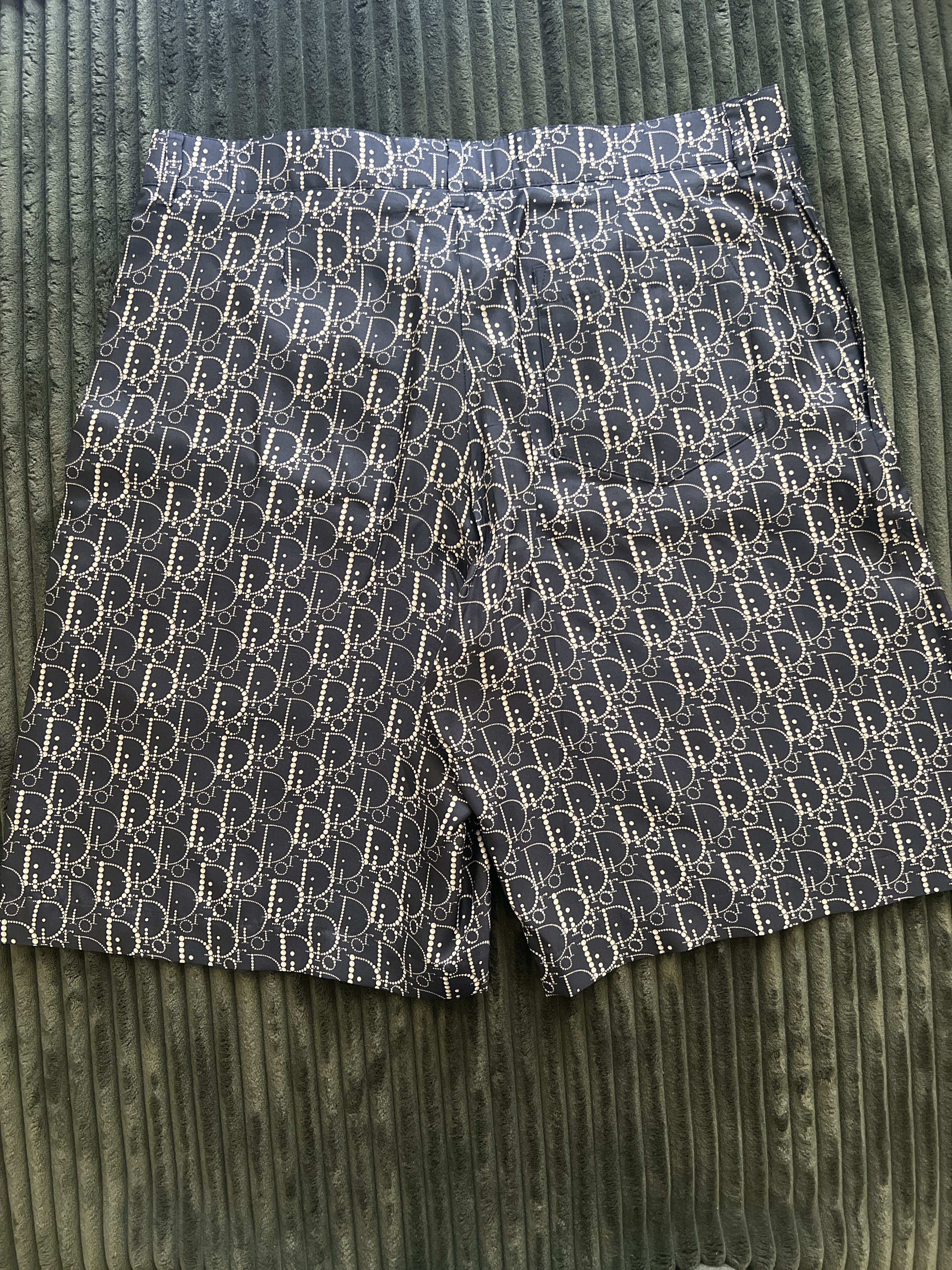 Christian Dior Monsieur Dior silk pearl shorts Size US 32 / EU 48 - 2 Thumbnail