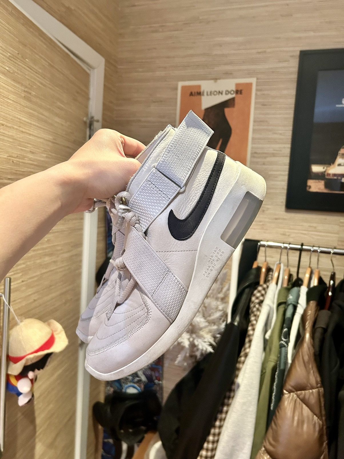 Fear of God Air Fear of God Raid ‘Light Bone’ Size US 9.5 / EU 42-43 - 6 Thumbnail