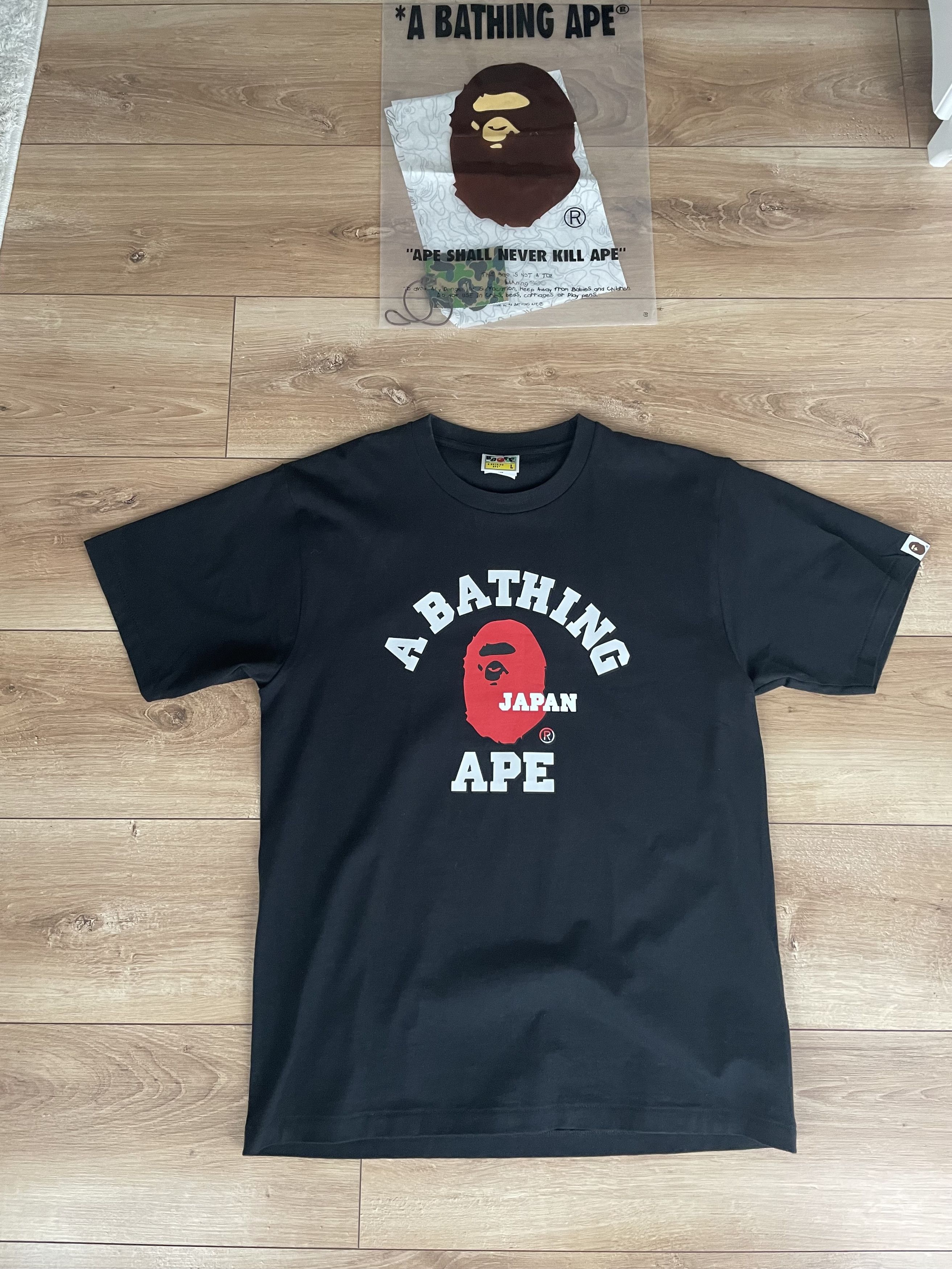 Bape Japan College Tee Size US L / EU 52-54 / 3 - 1 Thumbnail