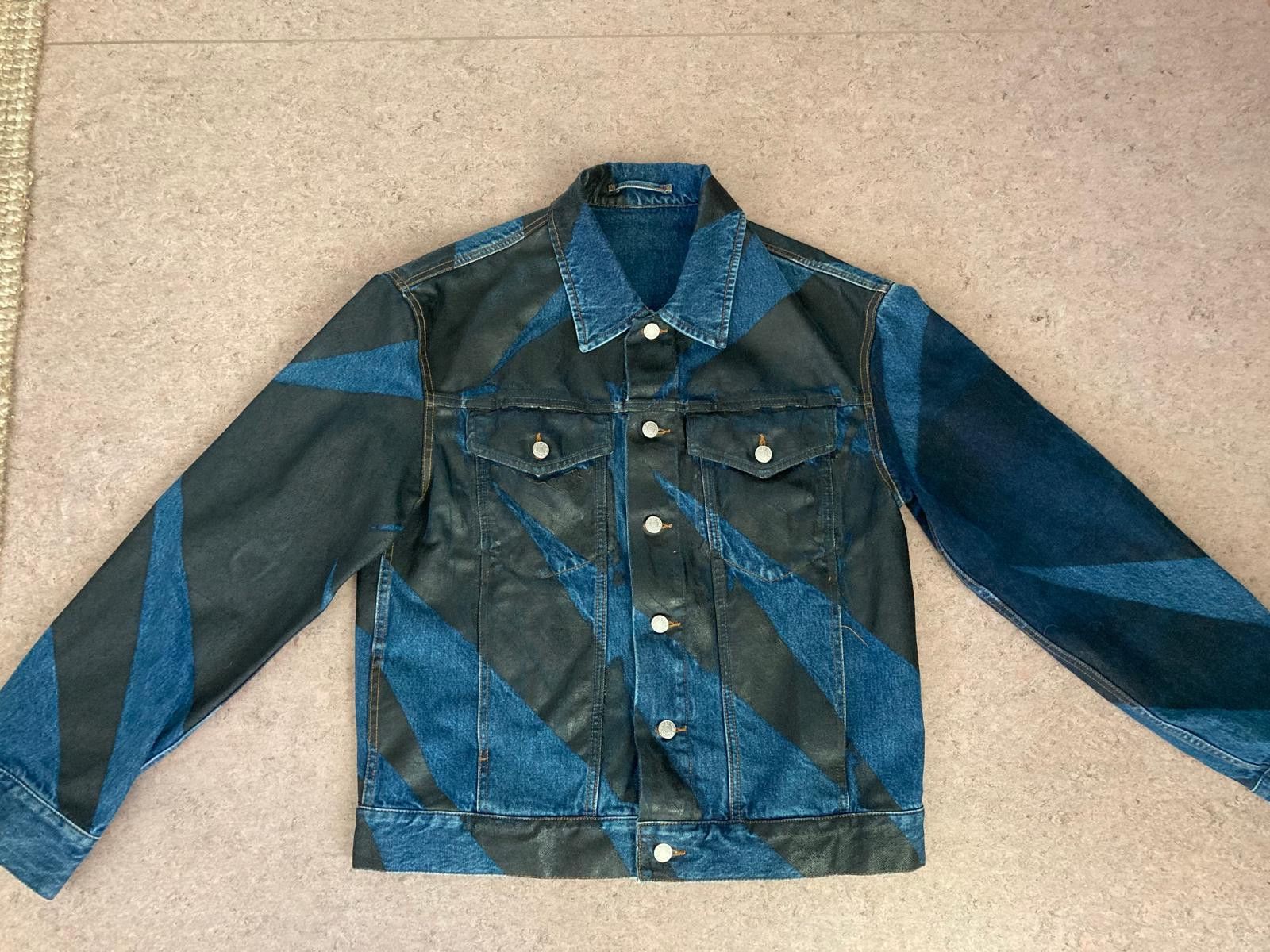 Dries Van Noten Dries Van Noten AW23 Coated Denim Jacket Size M Size US M / EU 48-50 / 2 - 1 Thumbnail