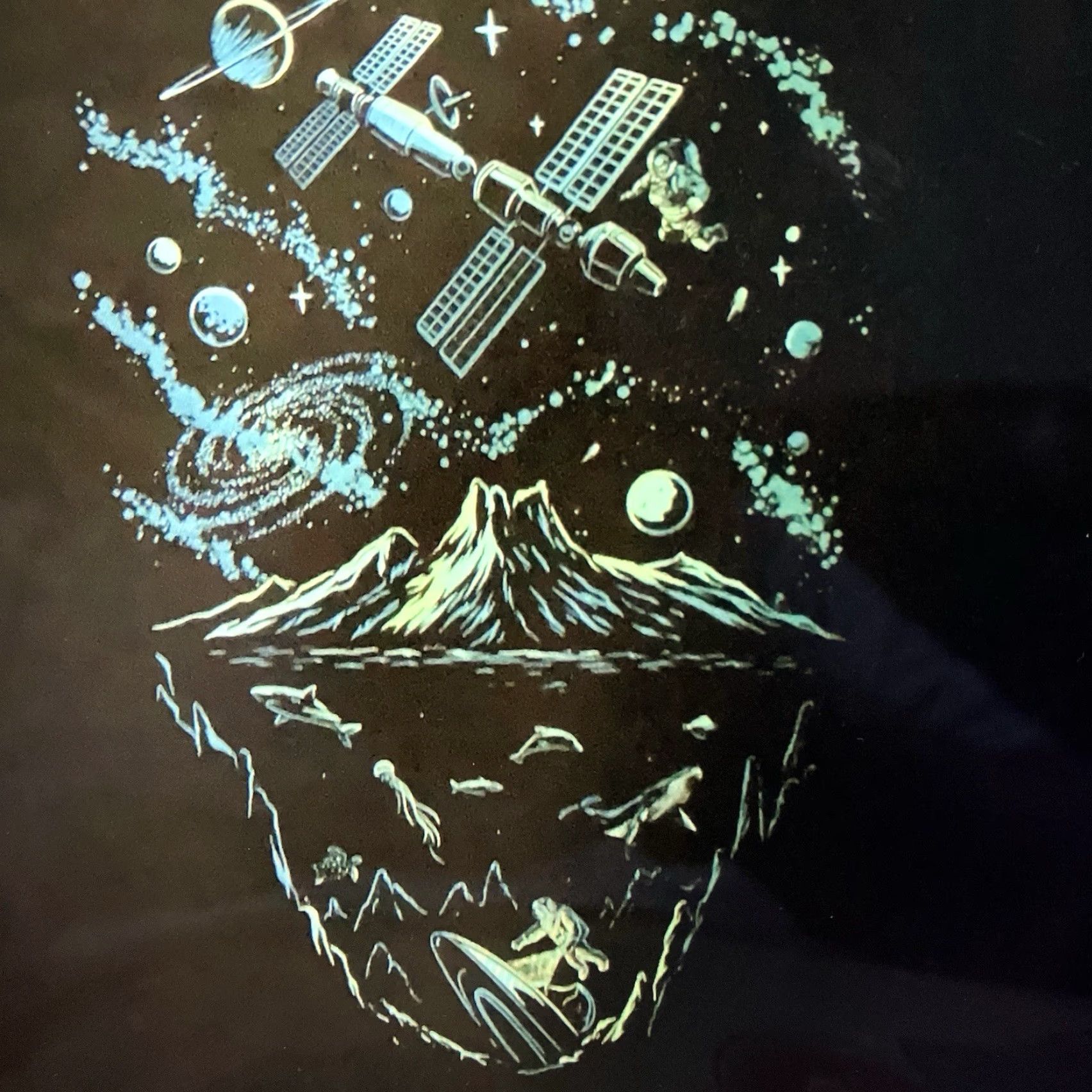 Vintage VINTAGE Cove Men's T-Shirt Large Space Skull Glow in the Dark Sci-Fi UFO Graphic Tee All Seasons Size US L / EU 52-54 / 3 - 5 Thumbnail