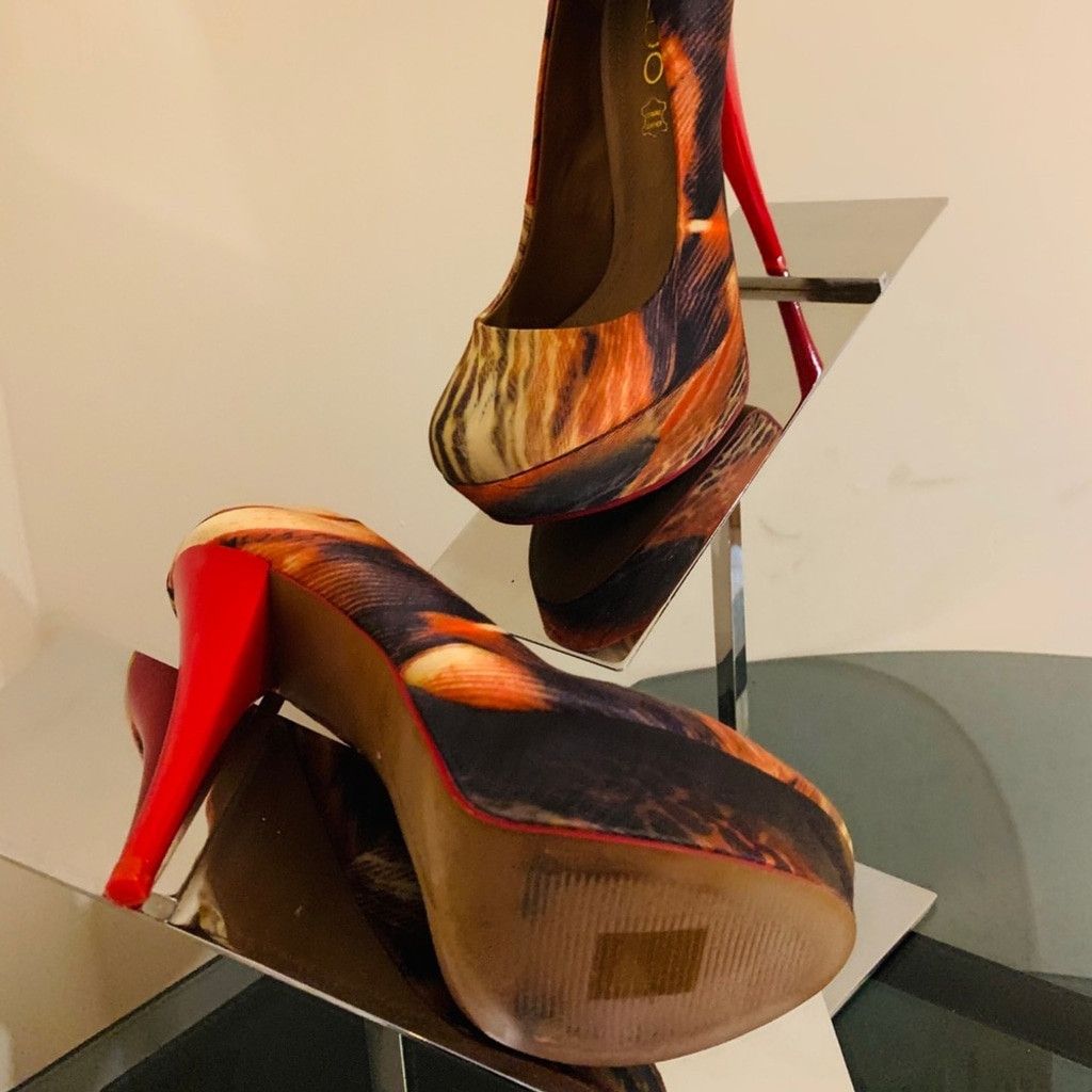 Aldo 💲💲SALE💲💲 Aldo red and printed fabric size 6.5 Size US 6.5 / IT 36.5 - 5 Thumbnail