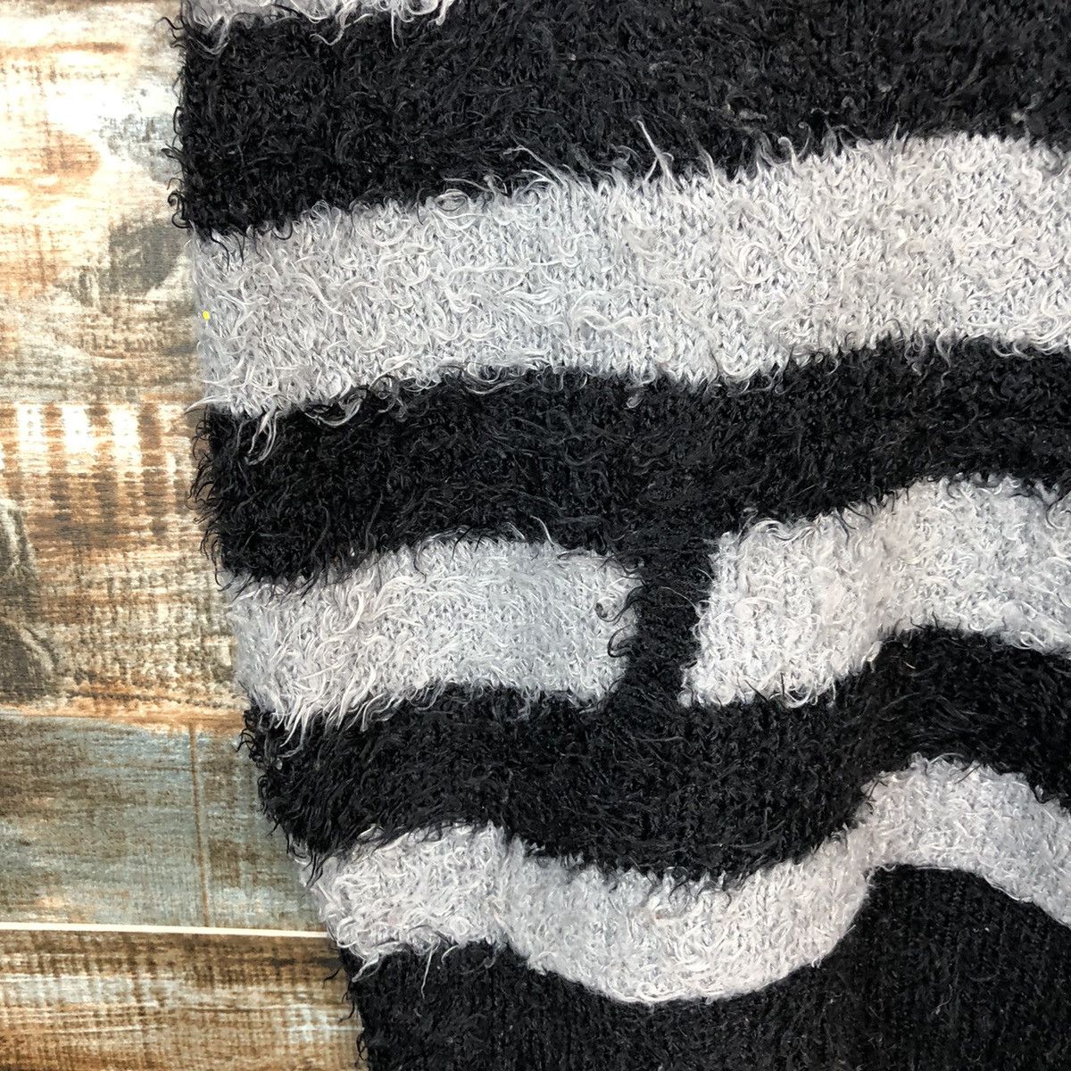 Japanese Brand CSL Stripe Grey fur mohair Black Vest Knitwear #A1609 Size L / US 10 / IT 46 - 10 Thumbnail