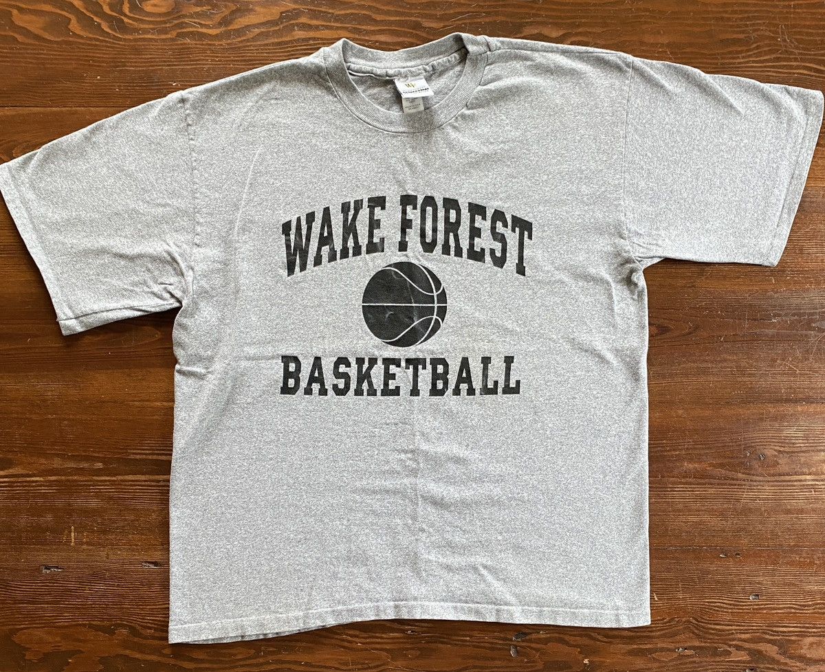 NCAA Vintage 90’s Wake Forest Basketball Single Stitch Boxy Tee Size US XL / EU 56 / 4 - 1 Thumbnail