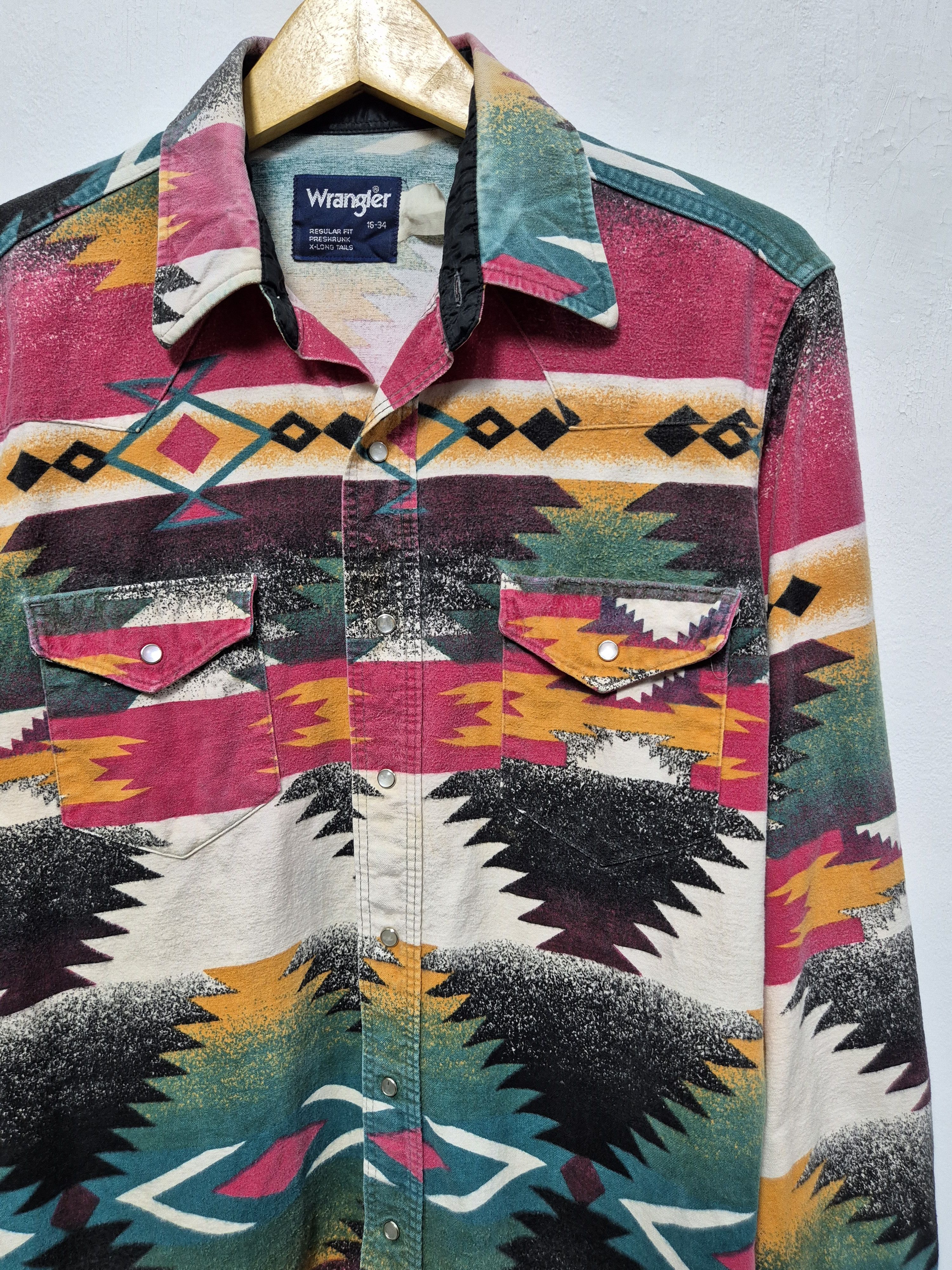Vintage × Wrangler Vintage Wrangler Shirt Navajo Pattern Size US M / EU 48-50 / 2 - 2 Thumbnail