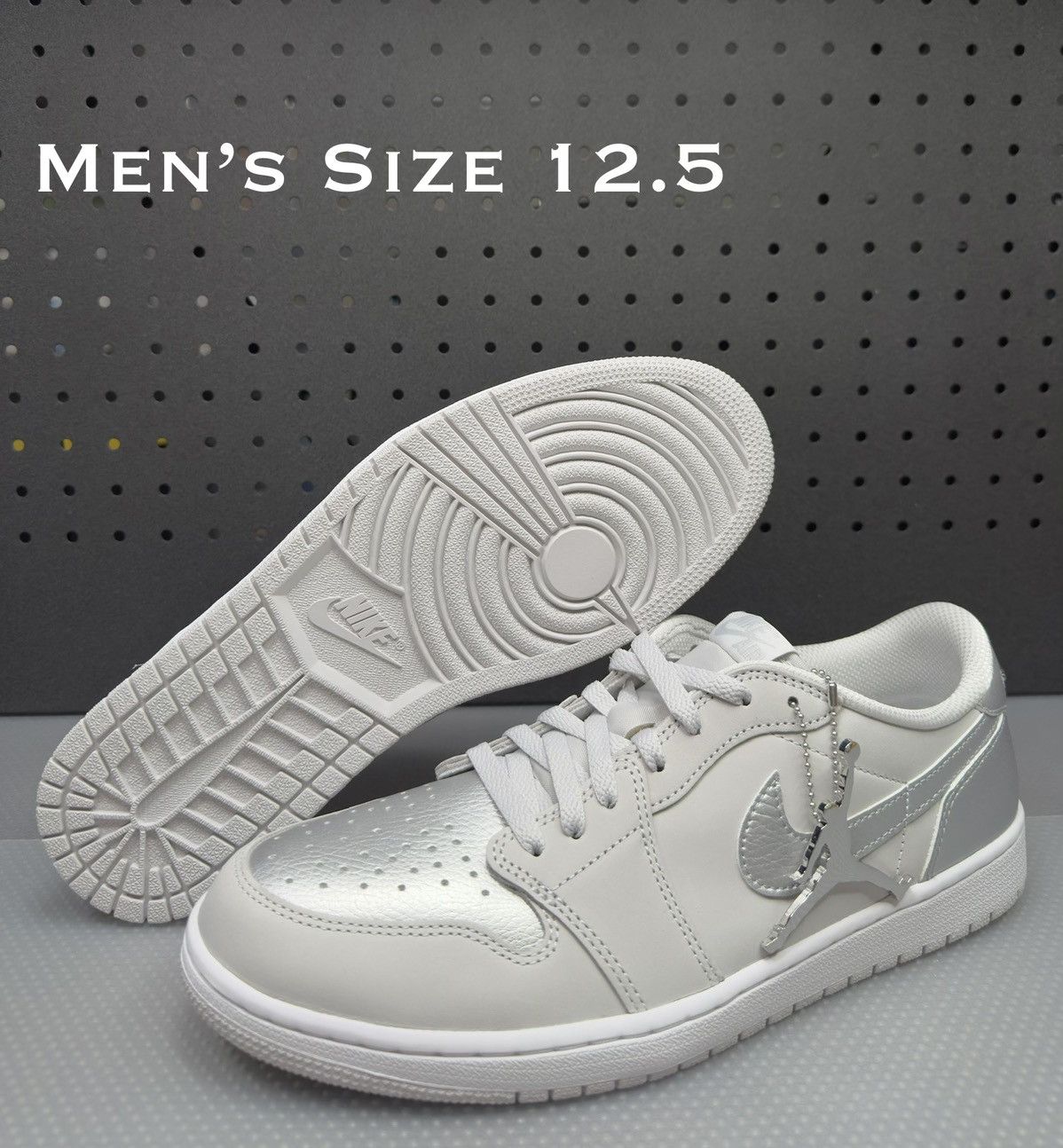 Jordan Brand Air Jordan 1 Low Retro Size US 12.5 / EU 45-46 - 1 Thumbnail