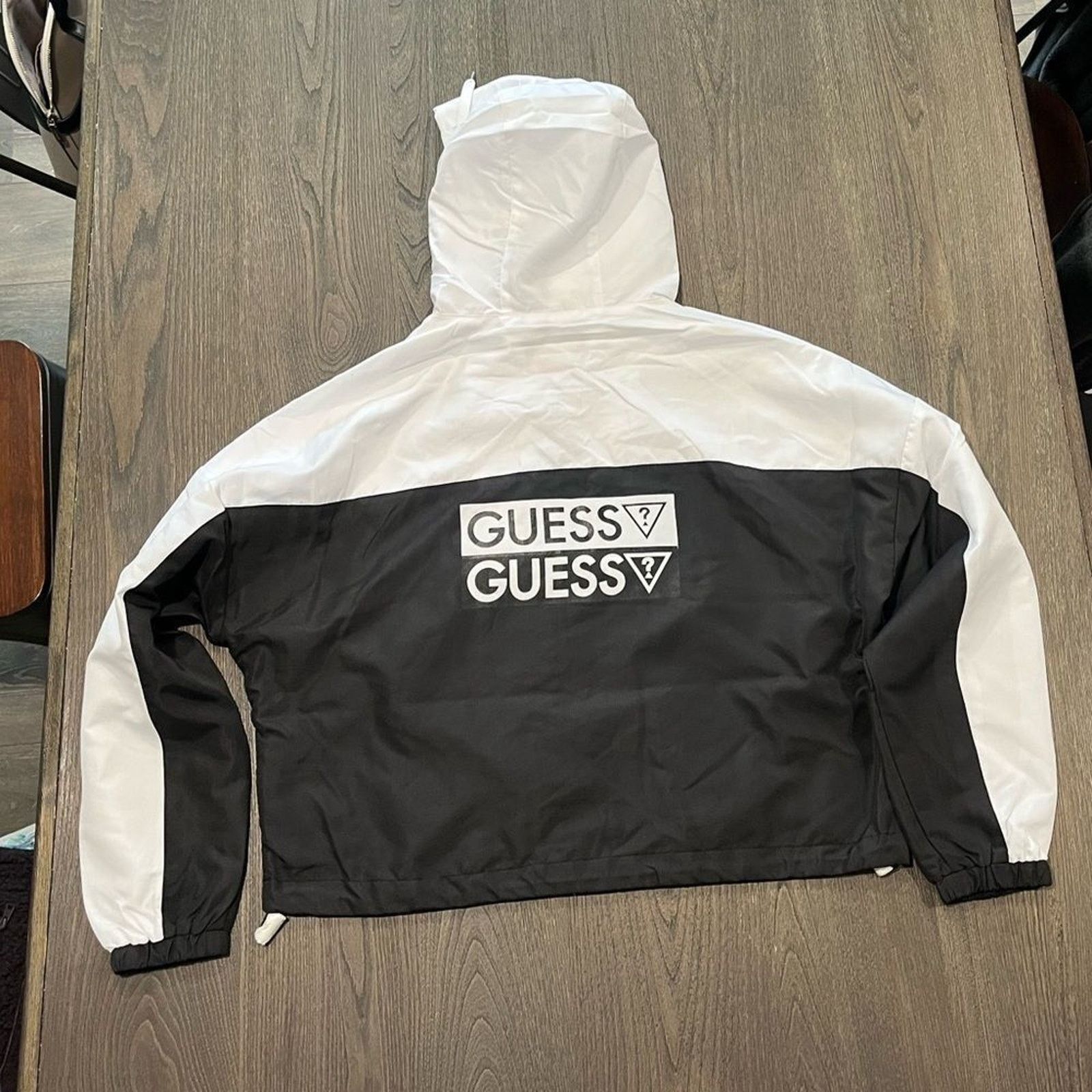 Guess NWOT Guess Black White Cropped Windbreaker Raincoat Size M / US 6-8 / IT 42-44 - 9 Thumbnail