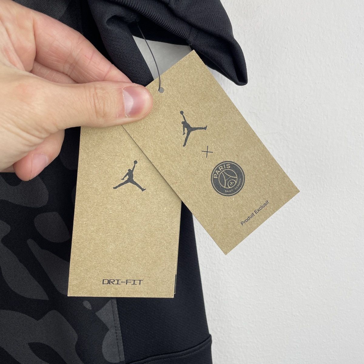Jordan Brand Paris Saint-Germain x Jordan Third Jersey PSG 2023/2024 sz L Size US L / EU 52-54 / 3 - 9 Thumbnail