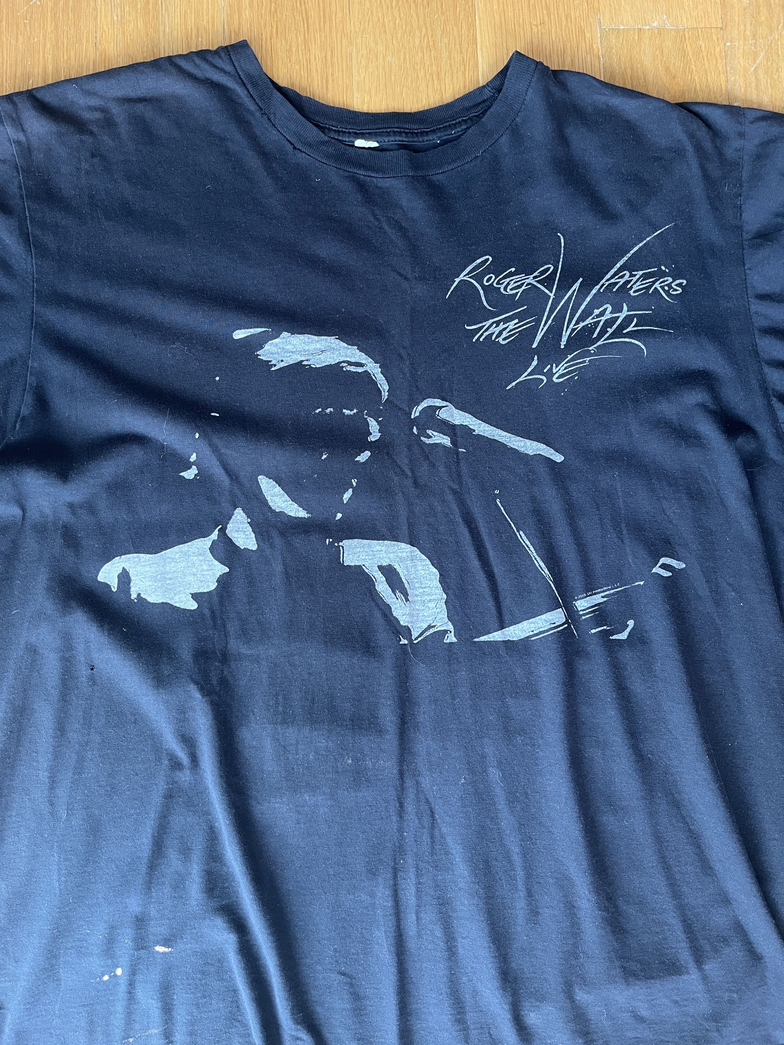 Band Tees Roger Waters The Wall Live Vintage Shirt Size US M / EU 48-50 / 2 - 2 Thumbnail
