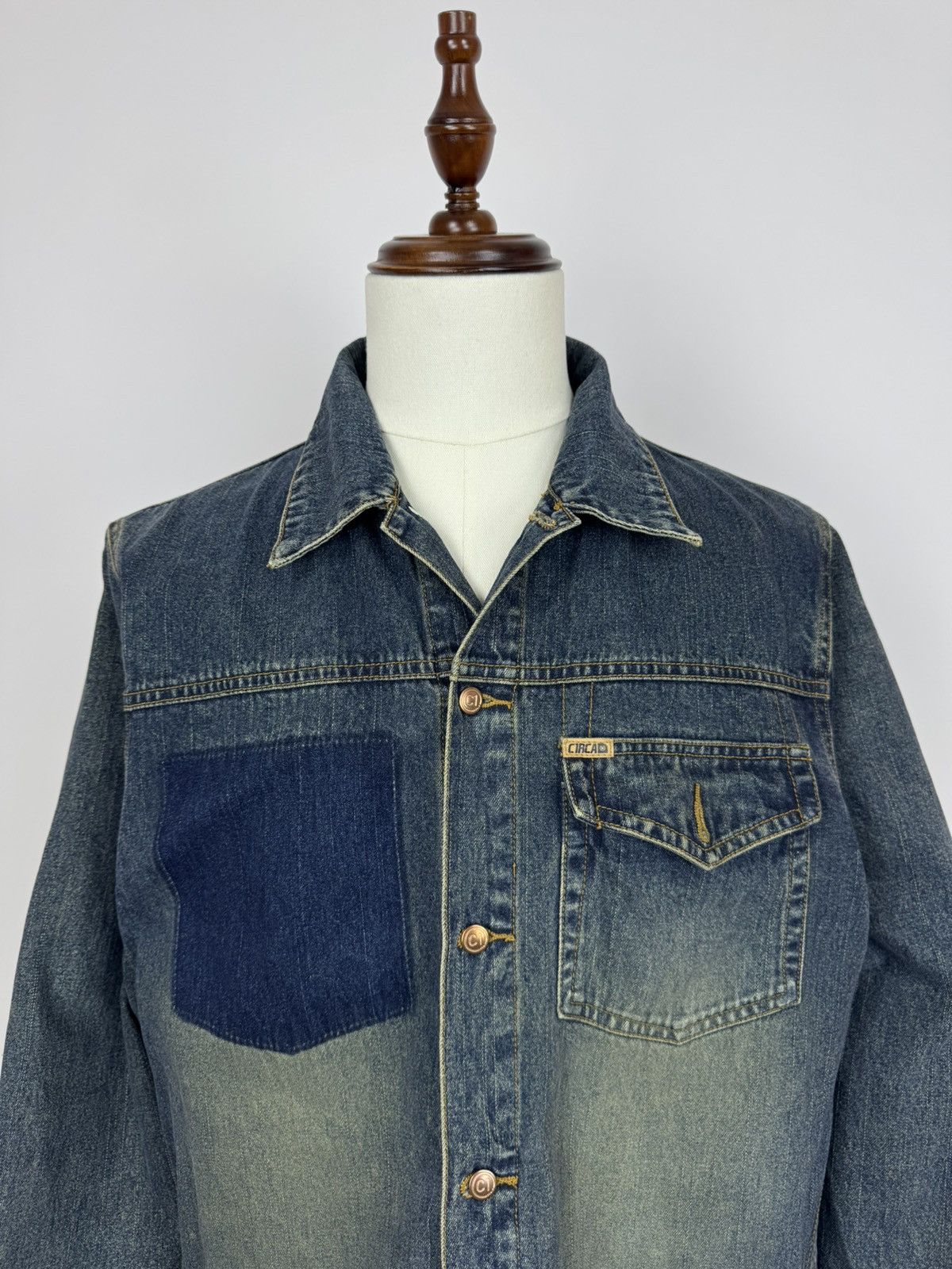 C1RCA C1RCA Denim Jacket Skater Circa JKT Y2K Mens size L Size US L / EU 52-54 / 3 - 2 Thumbnail