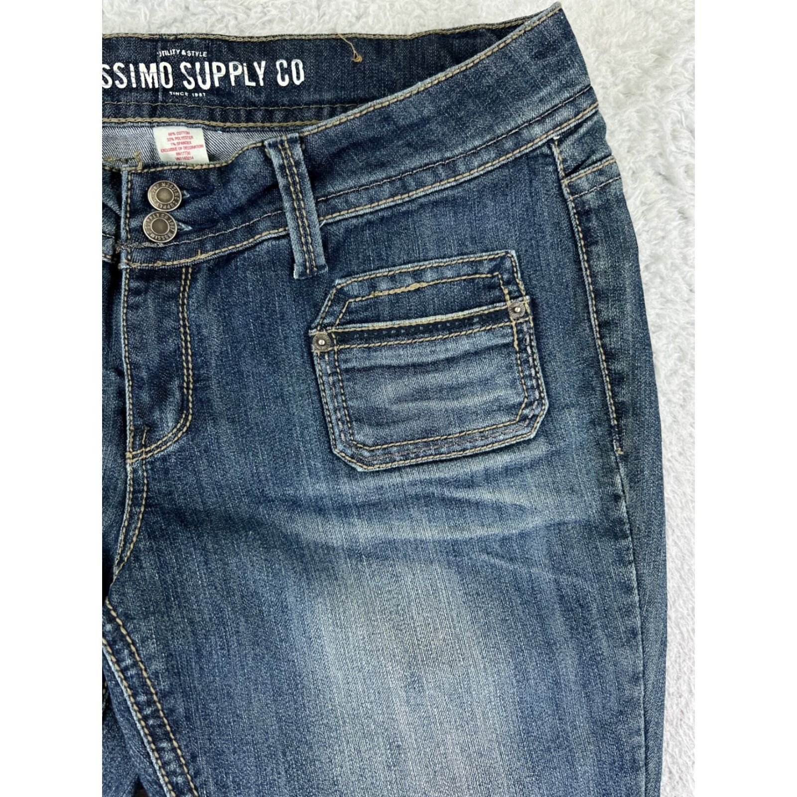 Mossimo Mossimo Jeans Womens 17 Denim Blue Flared Medium Wash 5-Pocket Cotton Blend Stretch Size 38" / US 16 / IT 52 - 7 Thumbnail