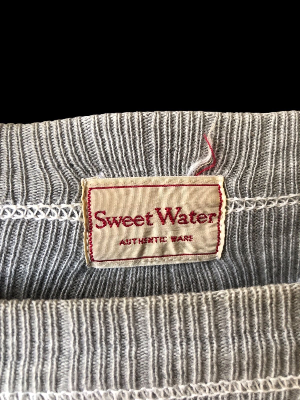 Japanese Brand SWEET WATER DOUBLE V TWO TONE SWEATSHIRT Size US L / EU 52-54 / 3 - 7 Thumbnail