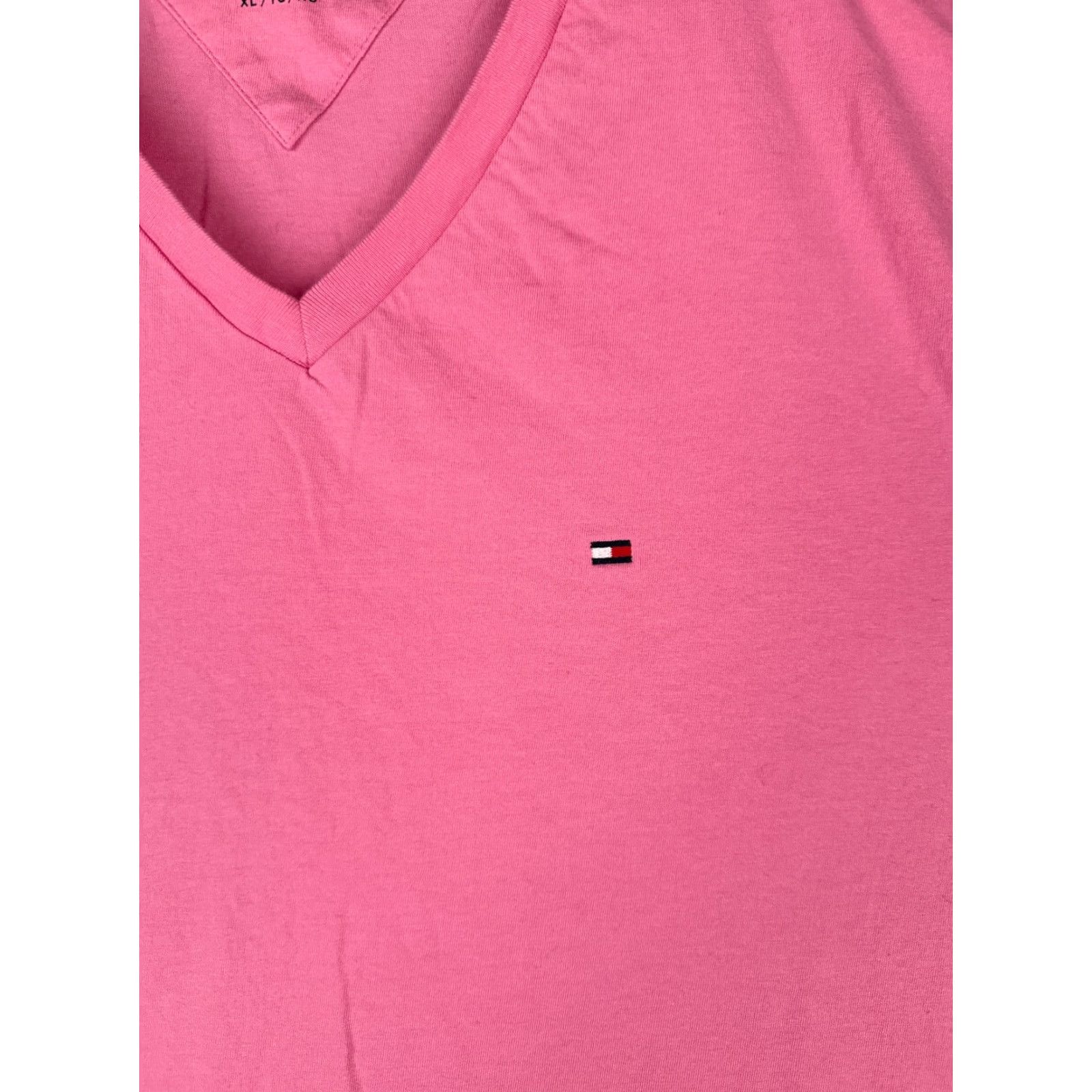 Tommy Hilfiger VINTAGE? No. Tommy Hilfiger Shirt Men XL Pink Short Sleeve Crew Neck 100% Cotton Logo Tee All Seasons - Adult XL Mens Shirt Pink Tommy Hilfiger Shirt Size US XL / EU 56 / 4 - 6 Thumbnail