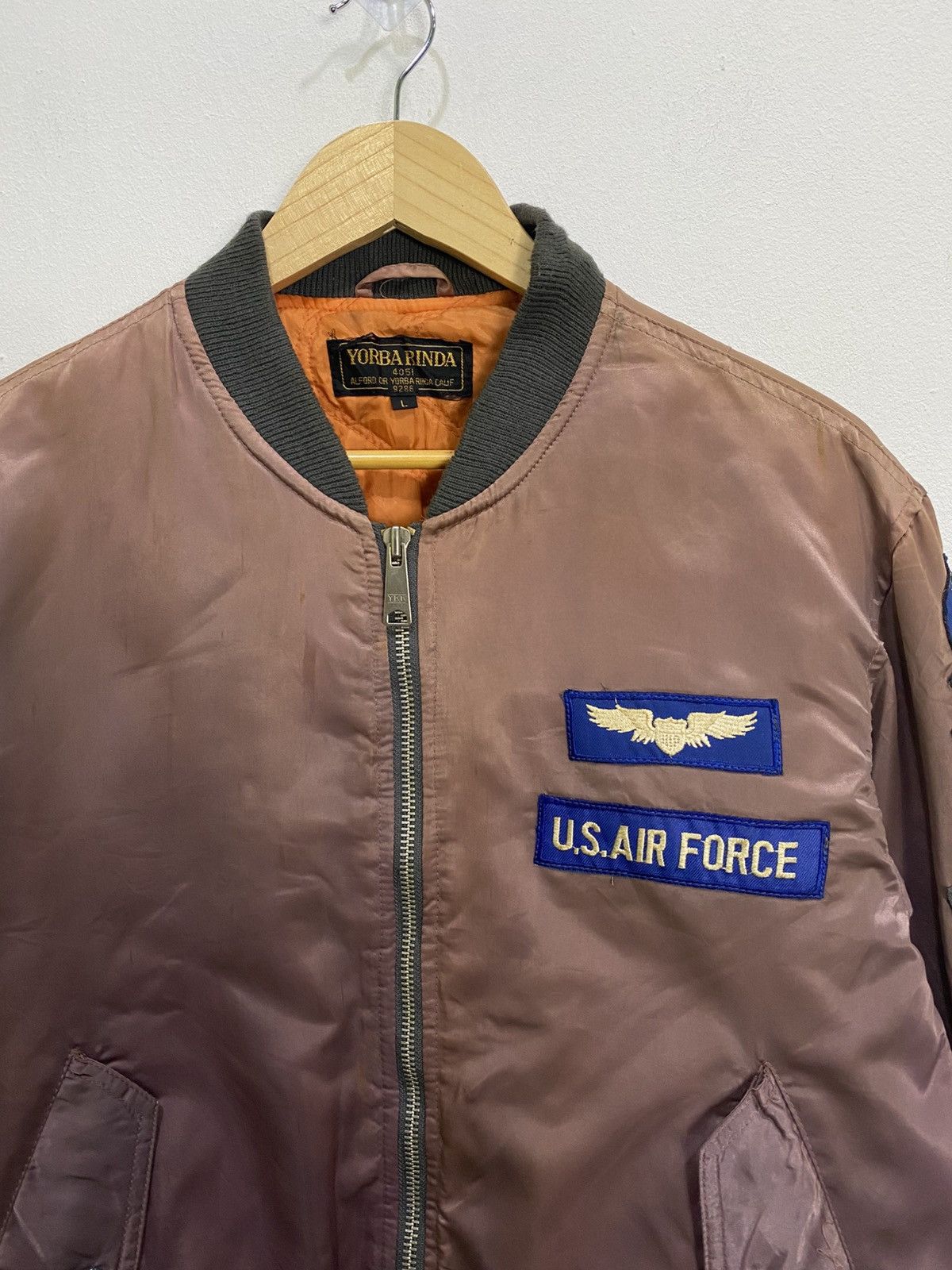 Vintage Vintage us air force sunfaded bomber jacket Size US L / EU 52-54 / 3 - 9 Thumbnail