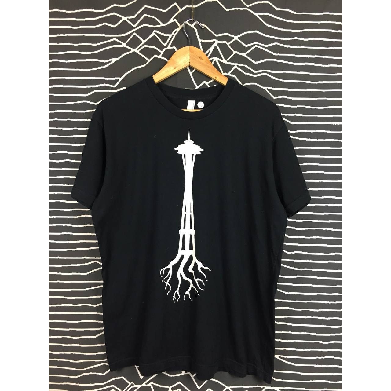 American Apparel Seattle Washington Space Needle Observation Tower Tee Size US L / EU 52-54 / 3 - 1 Thumbnail