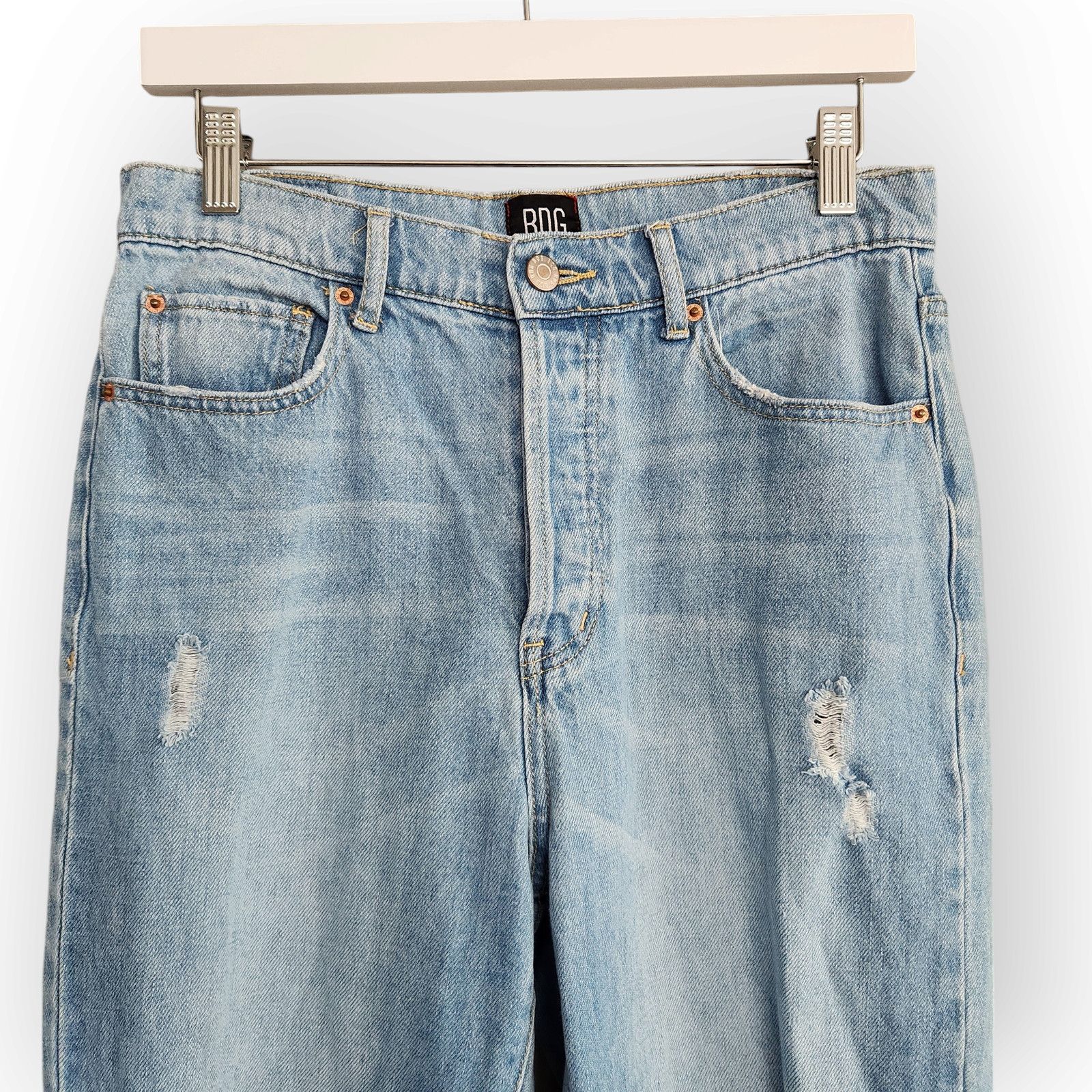 Bdg BDG High Waisted Slim Straight Tapered Leg Ripped Jeans 28 Size 28" / US 6 / IT 42 - 2 Thumbnail