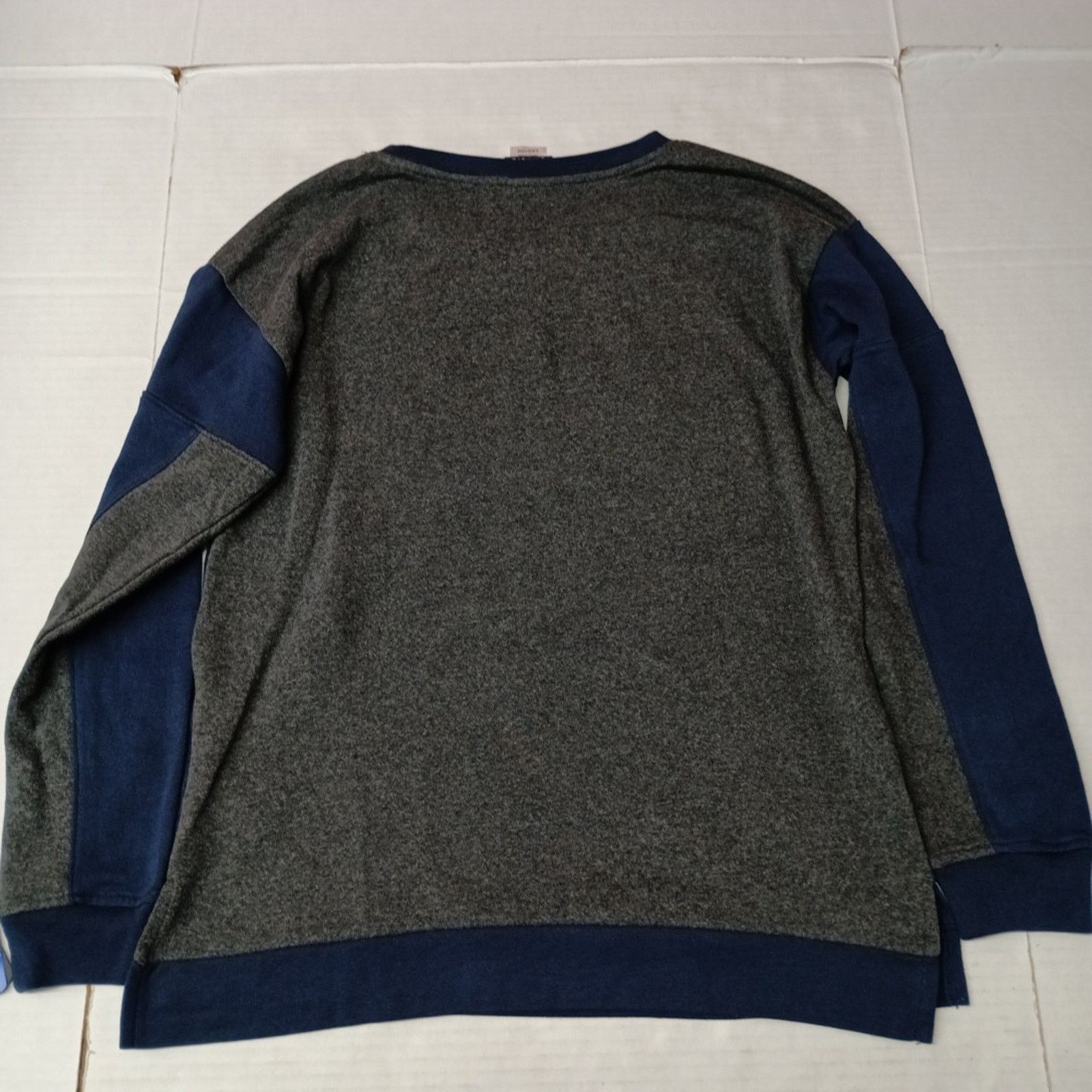 NBA Oklahoma Thunder Blue Juniors Sweatshirt Girl Size L (11-13) Size L / US 10 / IT 46 - 8 Thumbnail