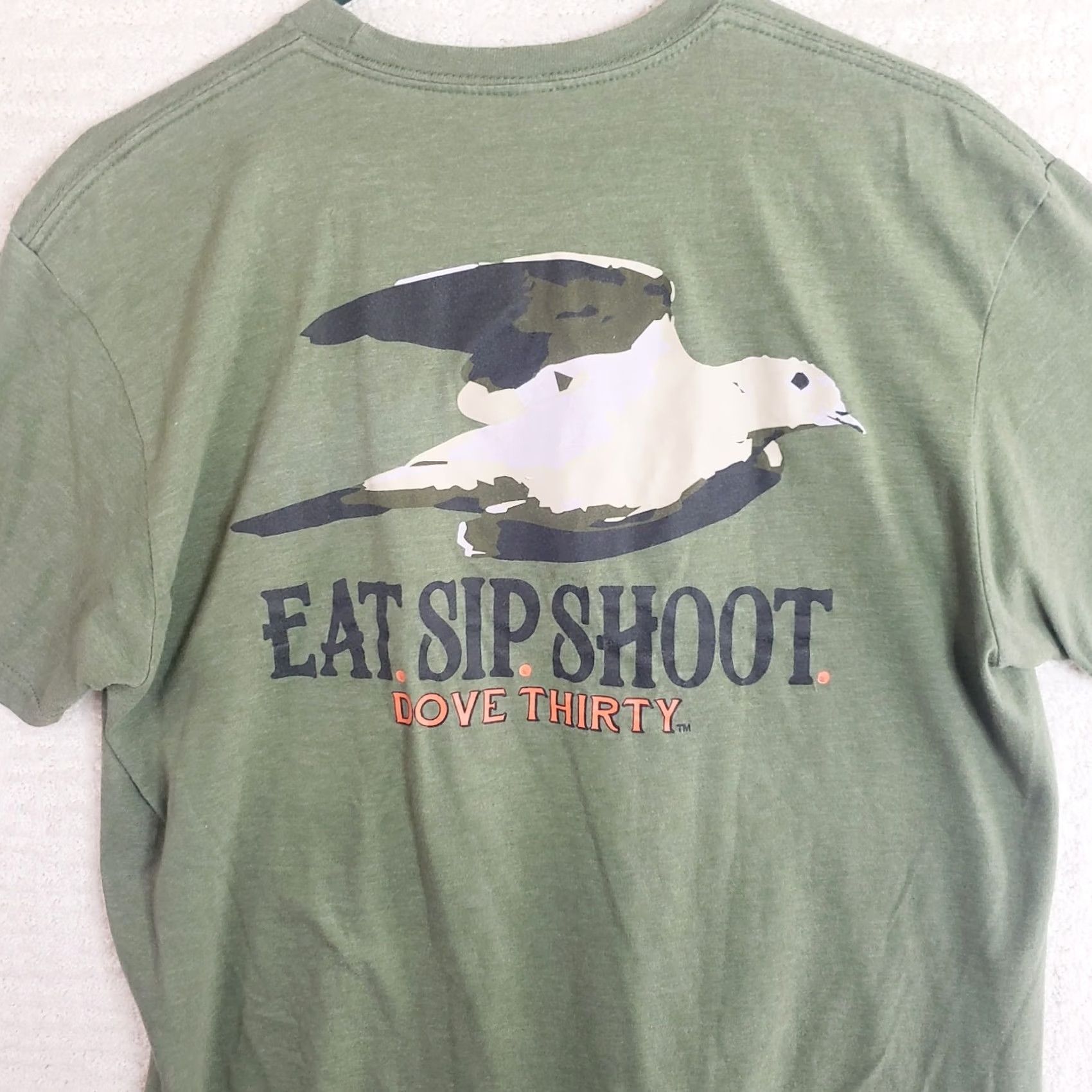 Vintage Dove 30 T-Shirt Logo Front & Back Green Short Sleeve Mens M Cotton Blend Jersey Graphic Tee Hunting Outdoor Shirt Size US M / EU 48-50 / 2 - 7 Thumbnail