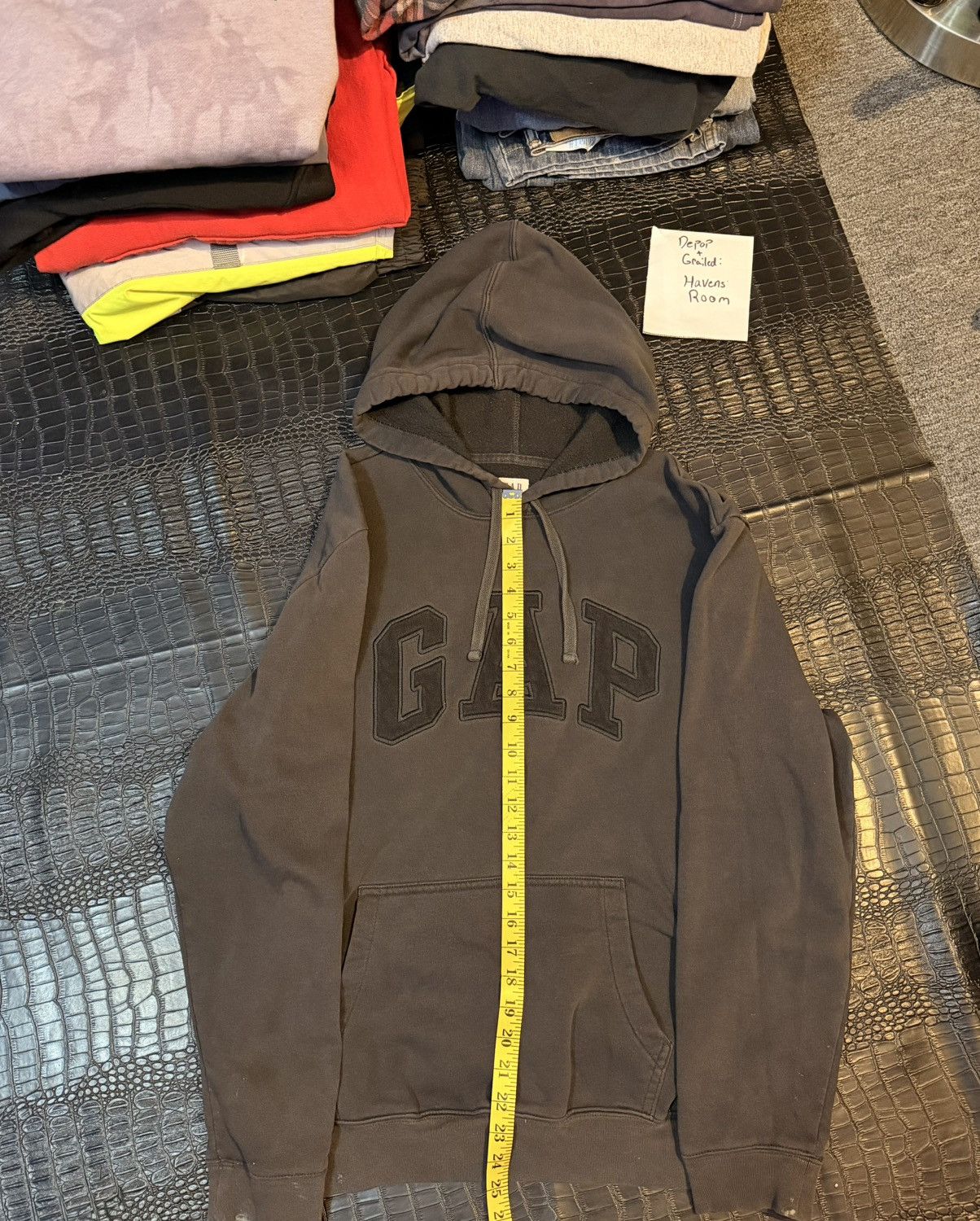 Gap GAP Black Essential Hoodie — Size L Size US L / EU 52-54 / 3 - 1 Thumbnail