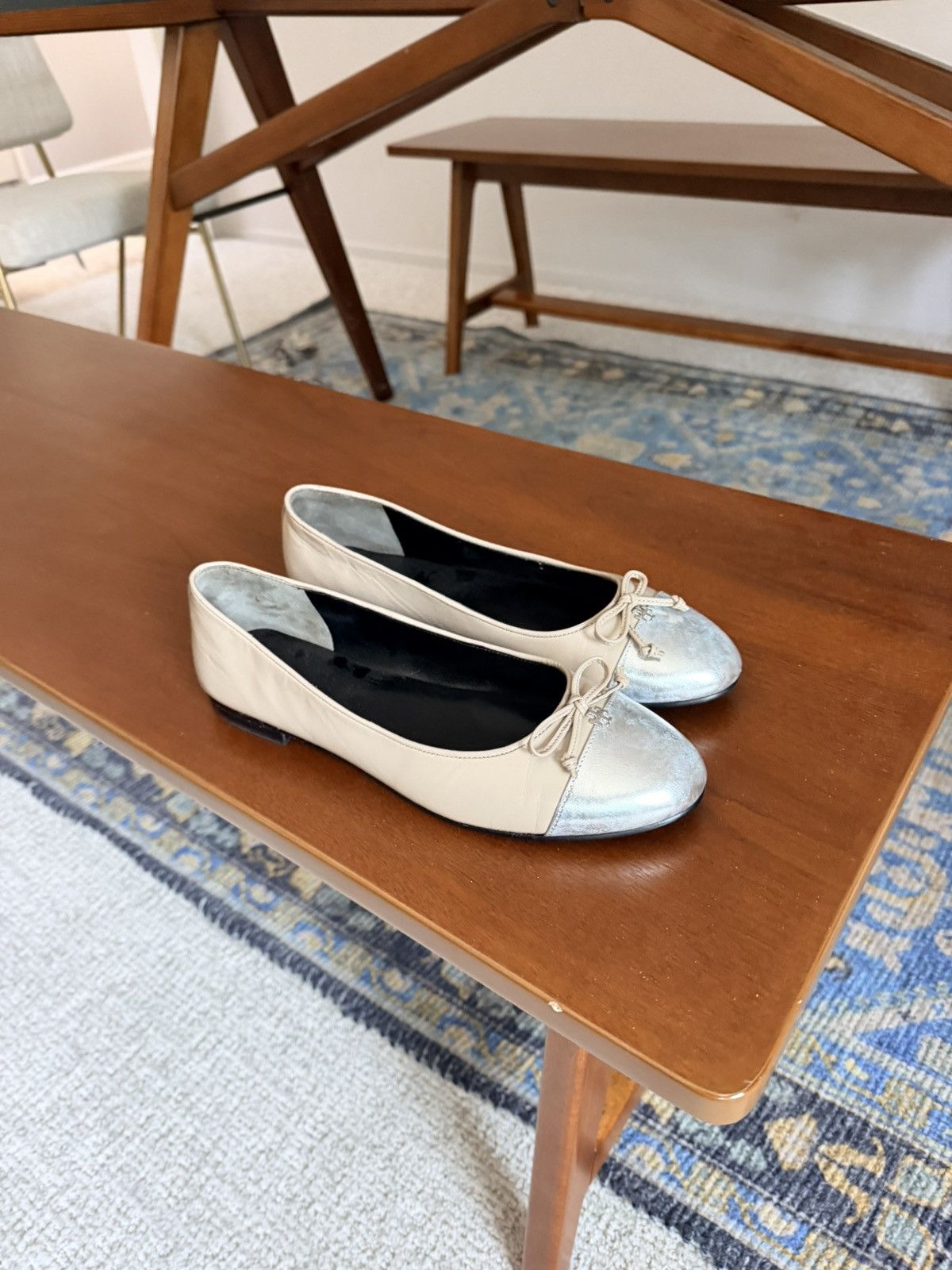 Tory Burch Tory Burch cap toe oyster beige round toe ballet flats 8 Size US 8 / IT 38 - 6 Thumbnail