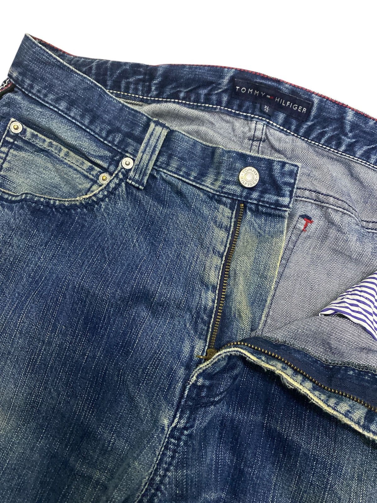 Tommy Hilfiger × Vintage Vintage Tommy Hilfiger Jeans Size US 36 / EU 52 - 7 Thumbnail