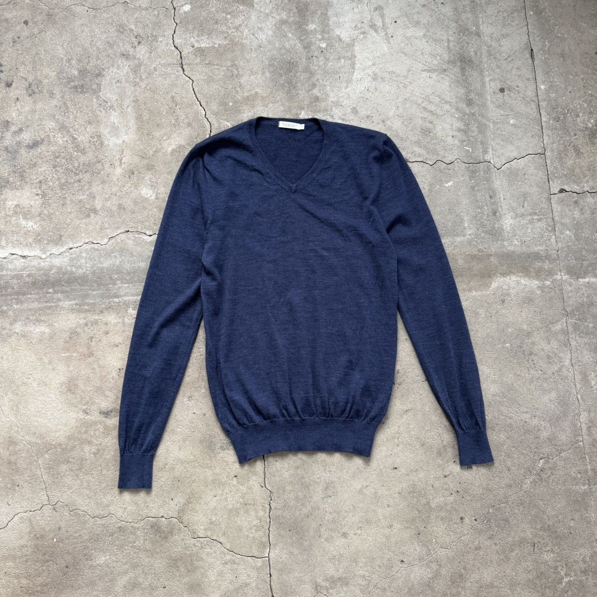 Suitsupply Suitsupply Merino Wool V-Neck Sweater Old Money Size US M / EU 48-50 / 2 - 1 Thumbnail