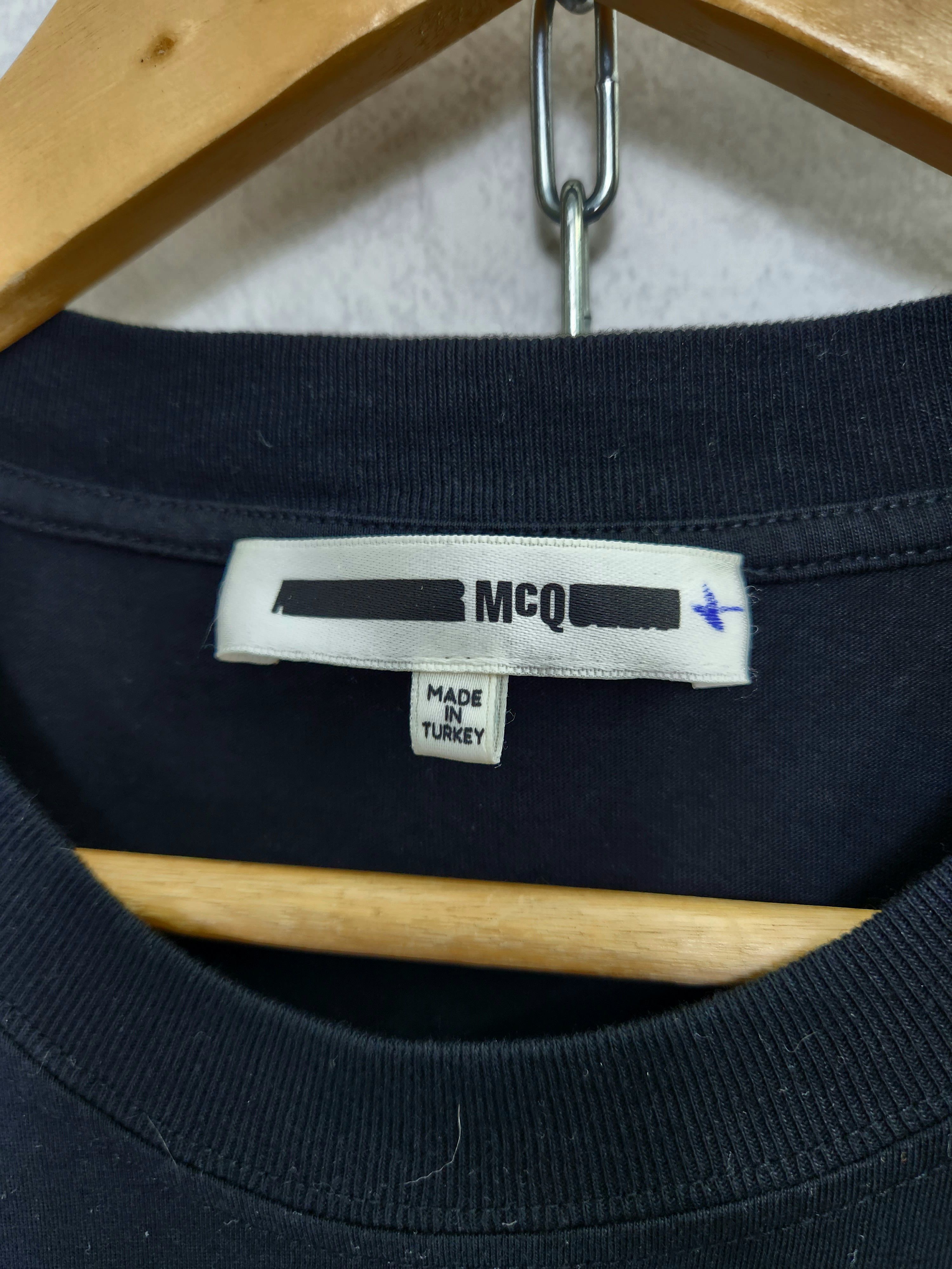 Alexander McQueen Alexander McQueen t shirt big logo Size US M / EU 48-50 / 2 - 6 Thumbnail